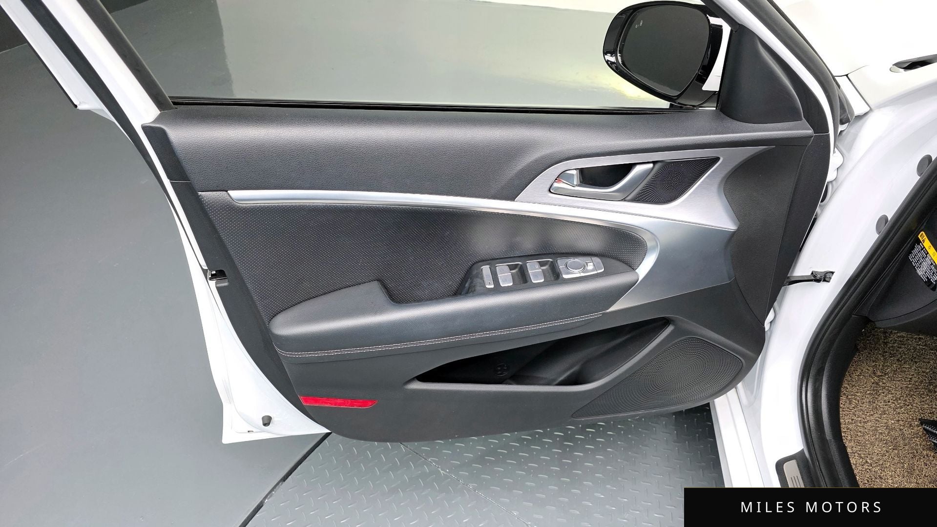 Genesis G70 2019 — миниатюра 14