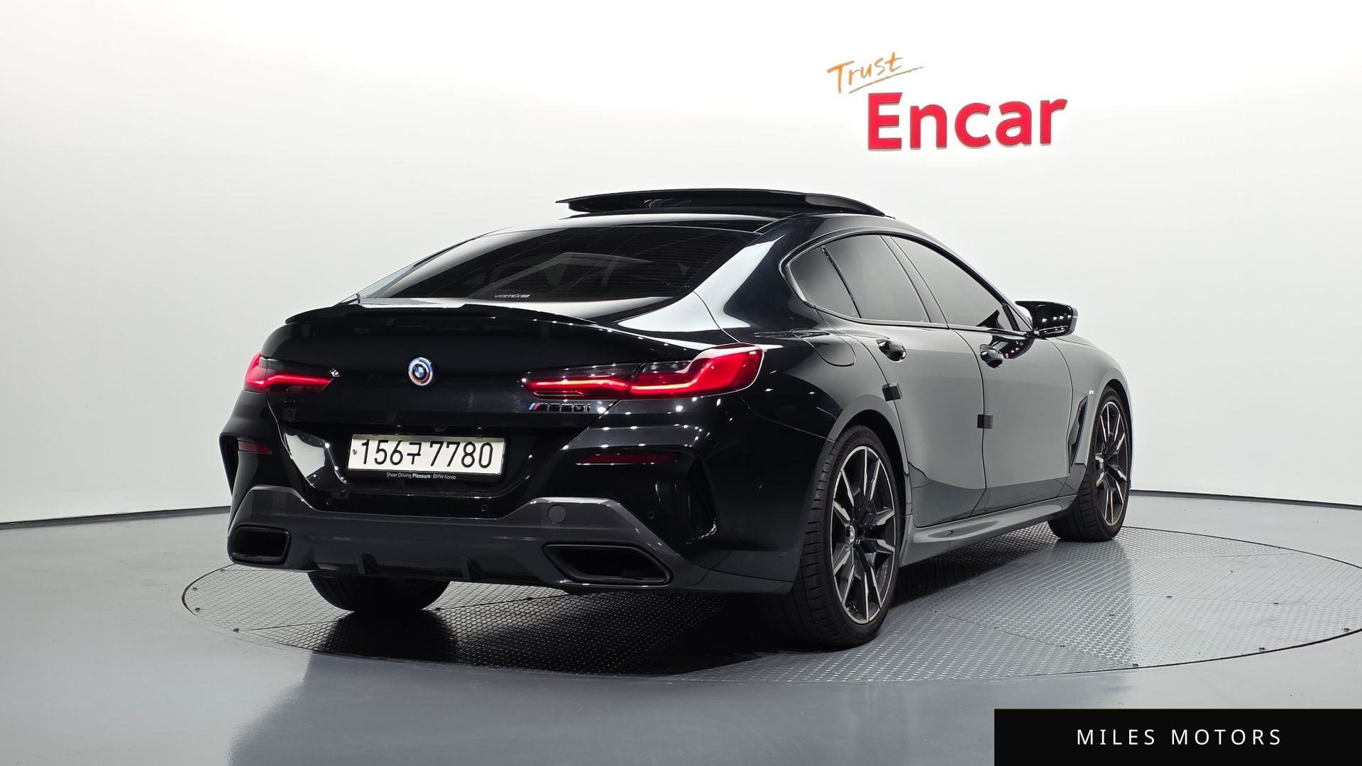 BMW 8시리즈 (G15) 2023 — миниатюра 2