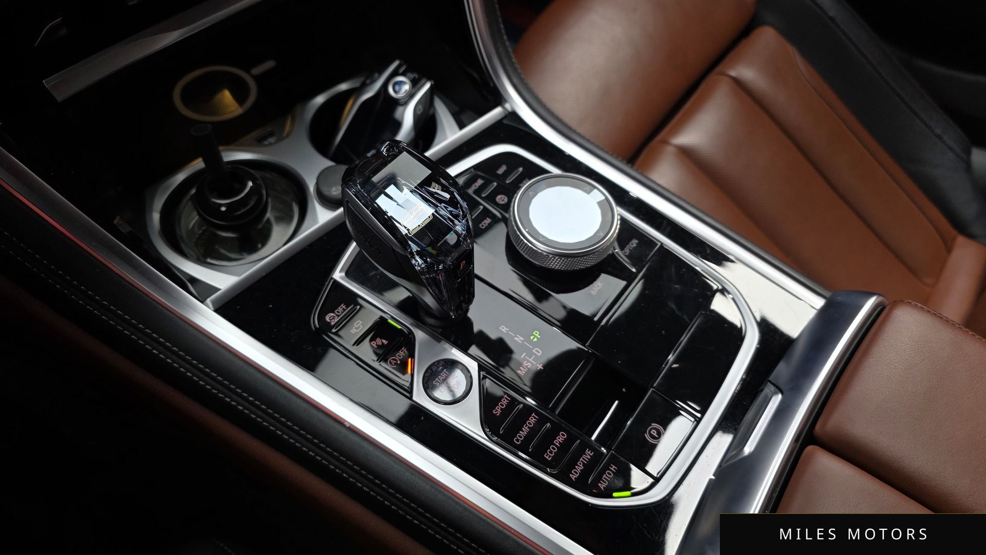 BMW 8시리즈 (G15) 2023 — миниатюра 12
