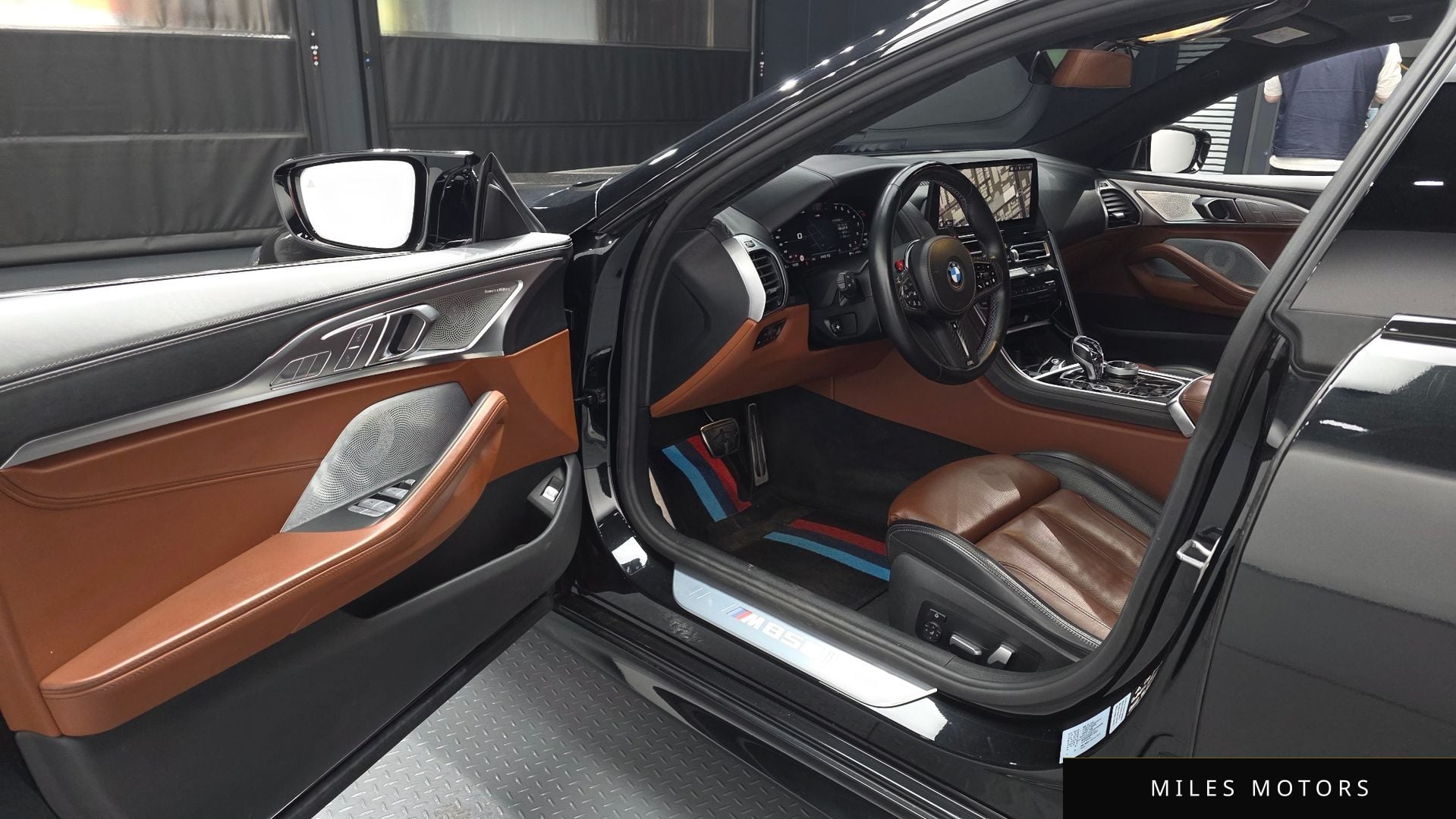 BMW 8시리즈 (G15) 2023 — миниатюра 13