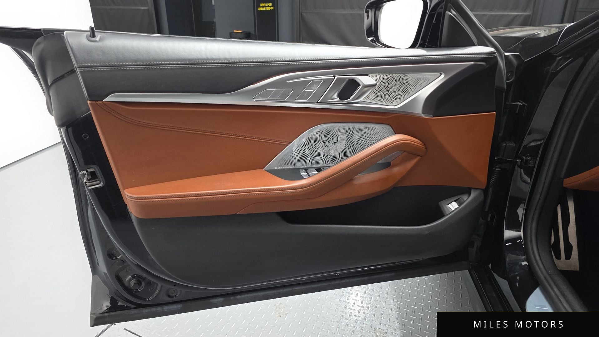 BMW 8시리즈 (G15) 2023 — миниатюра 14