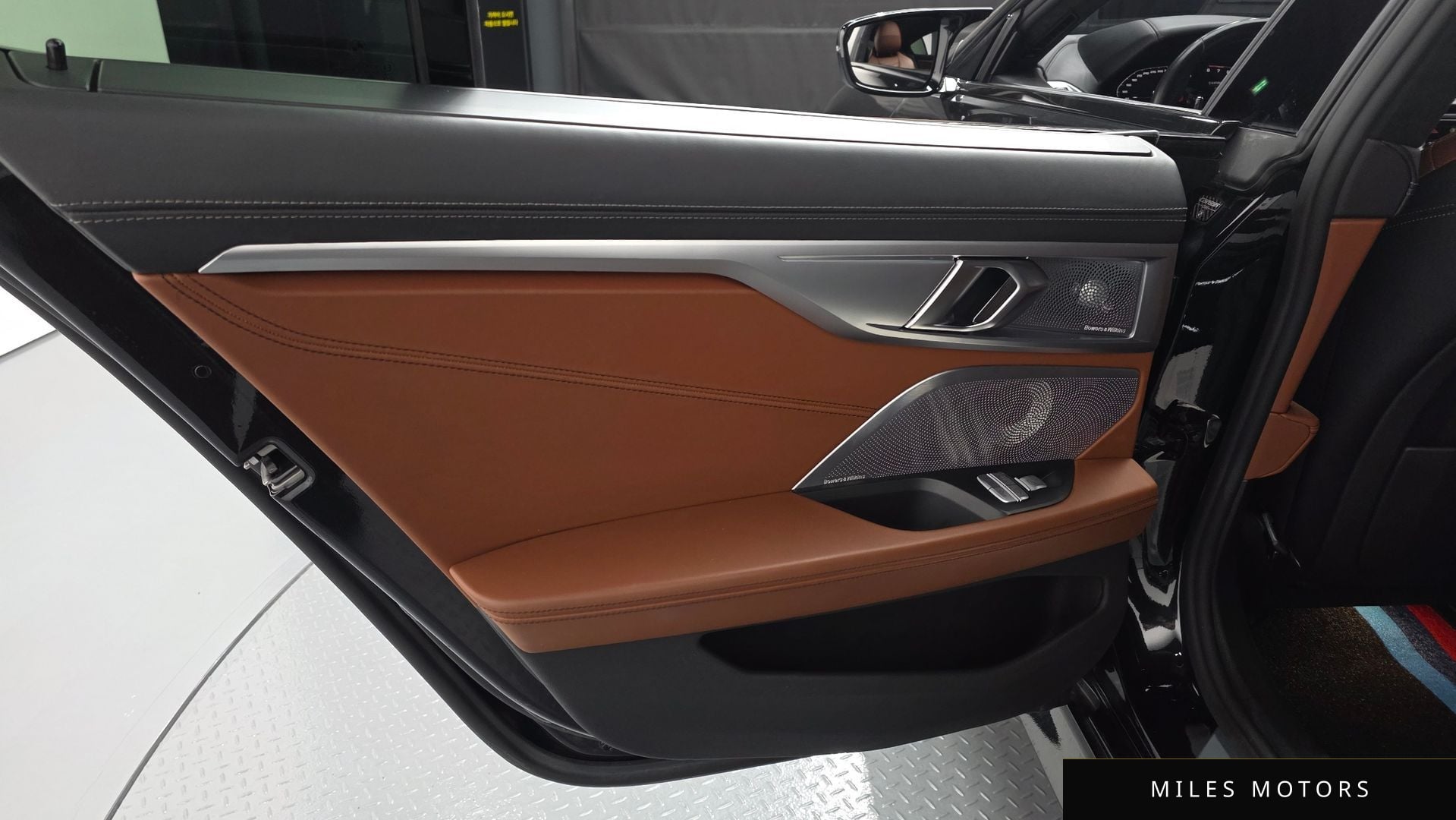 BMW 8시리즈 (G15) 2023 — миниатюра 15