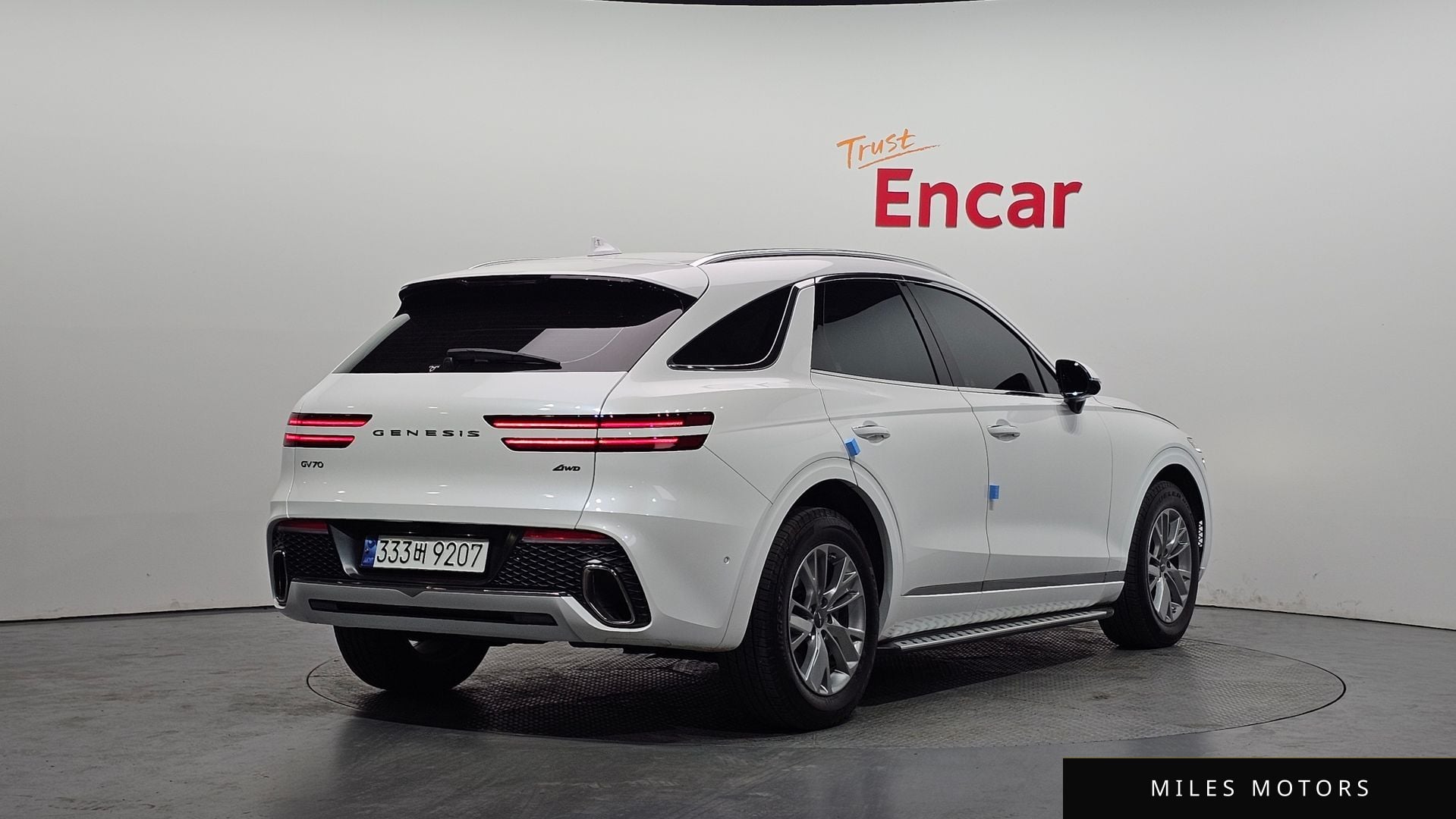Genesis GV70 2024 — миниатюра 2