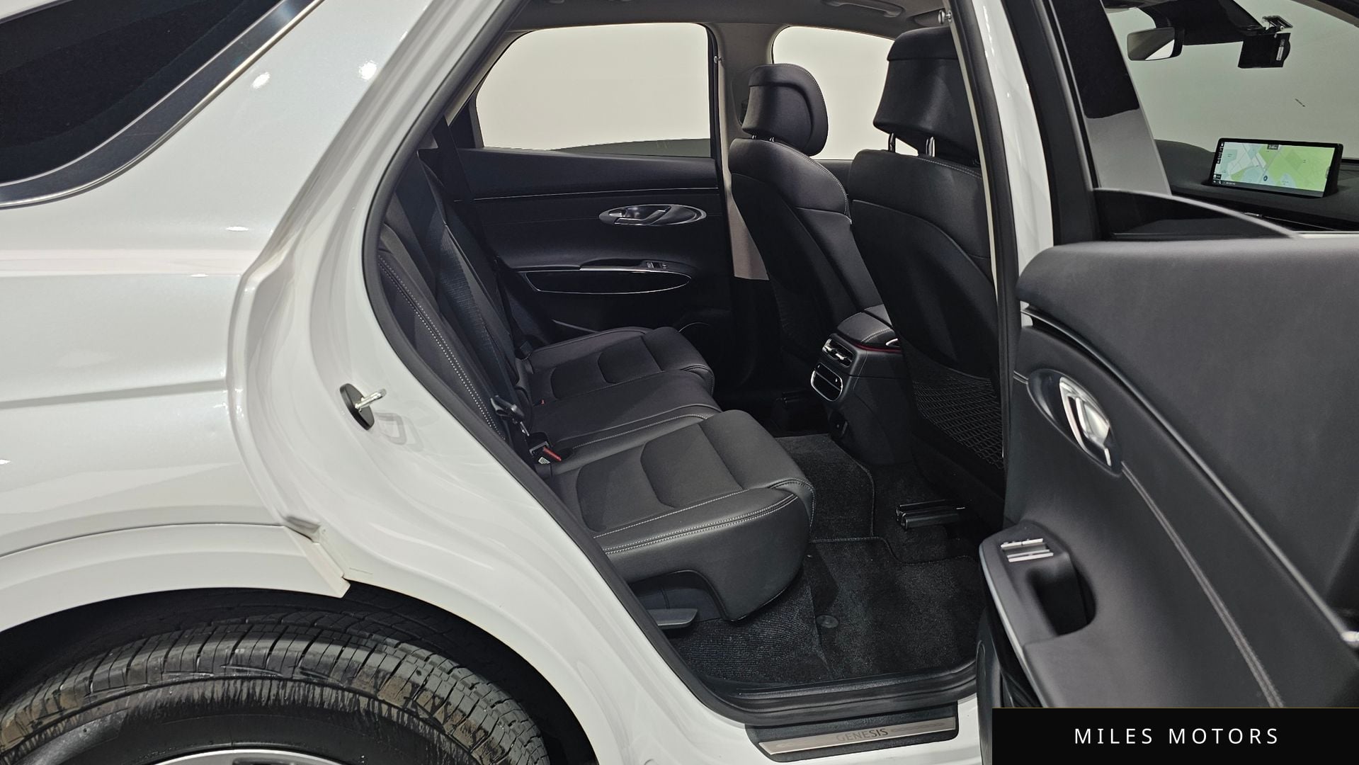 Genesis GV70 2024 — миниатюра 17