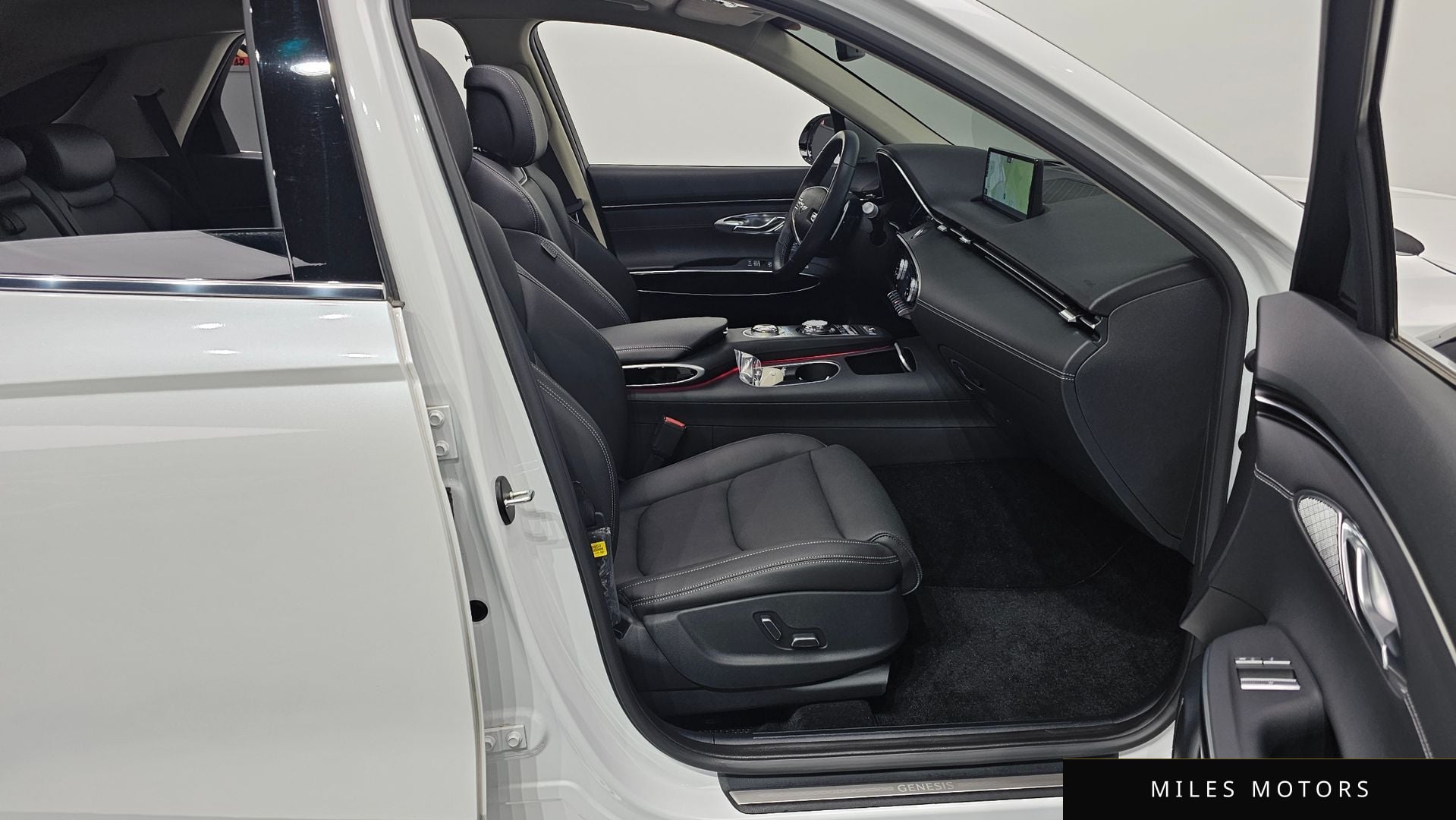 Genesis GV70 2024 — миниатюра 16