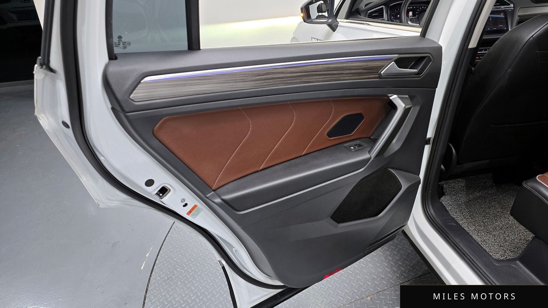 Volkswagen Tiguan 2023 — миниатюра 14