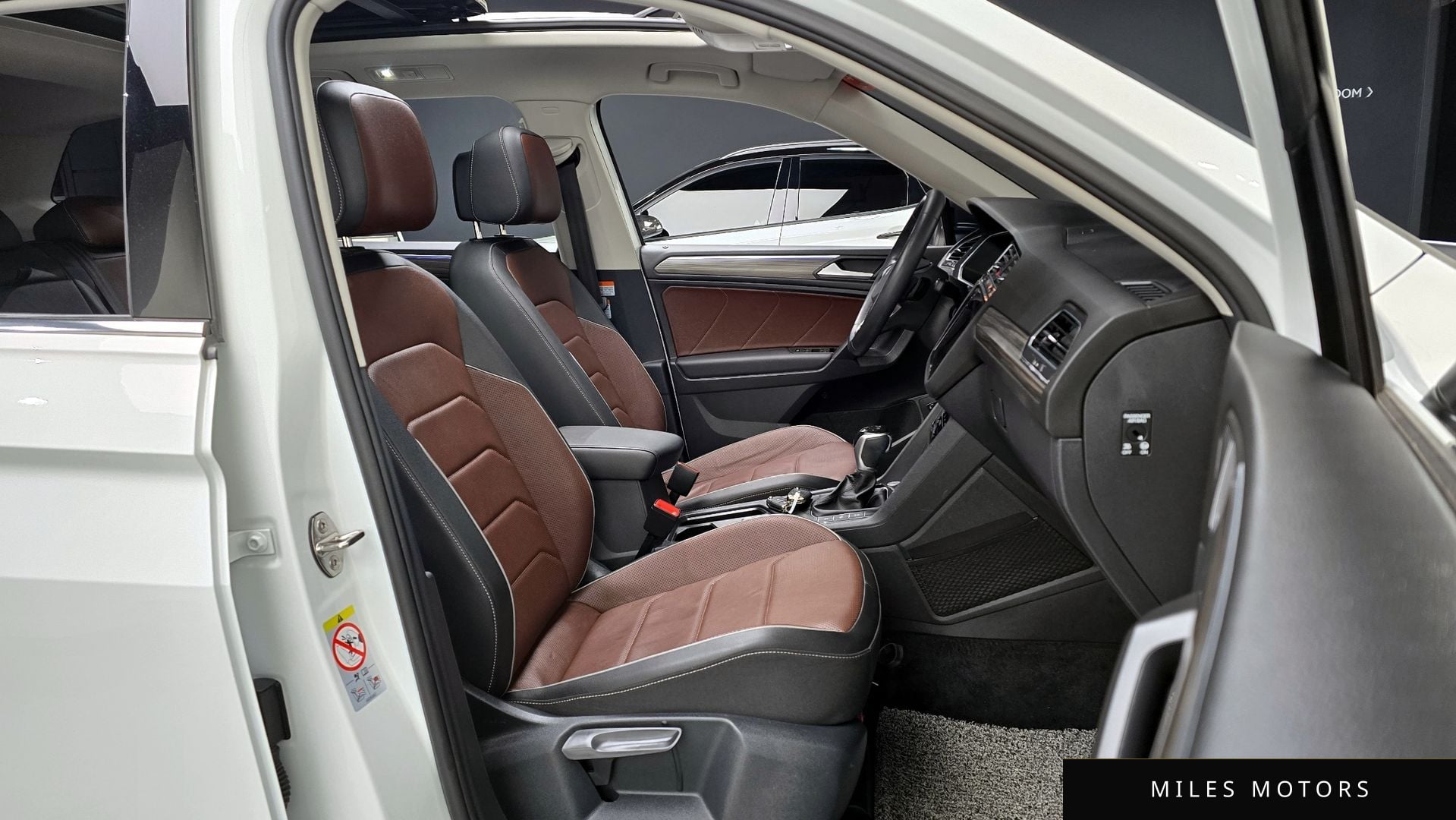 Volkswagen Tiguan 2023 — миниатюра 15