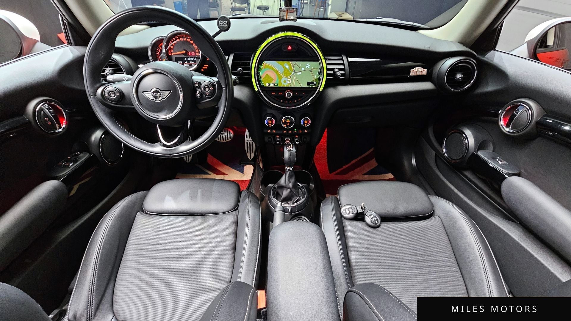 MINI Cooper 2017 — миниатюра 10