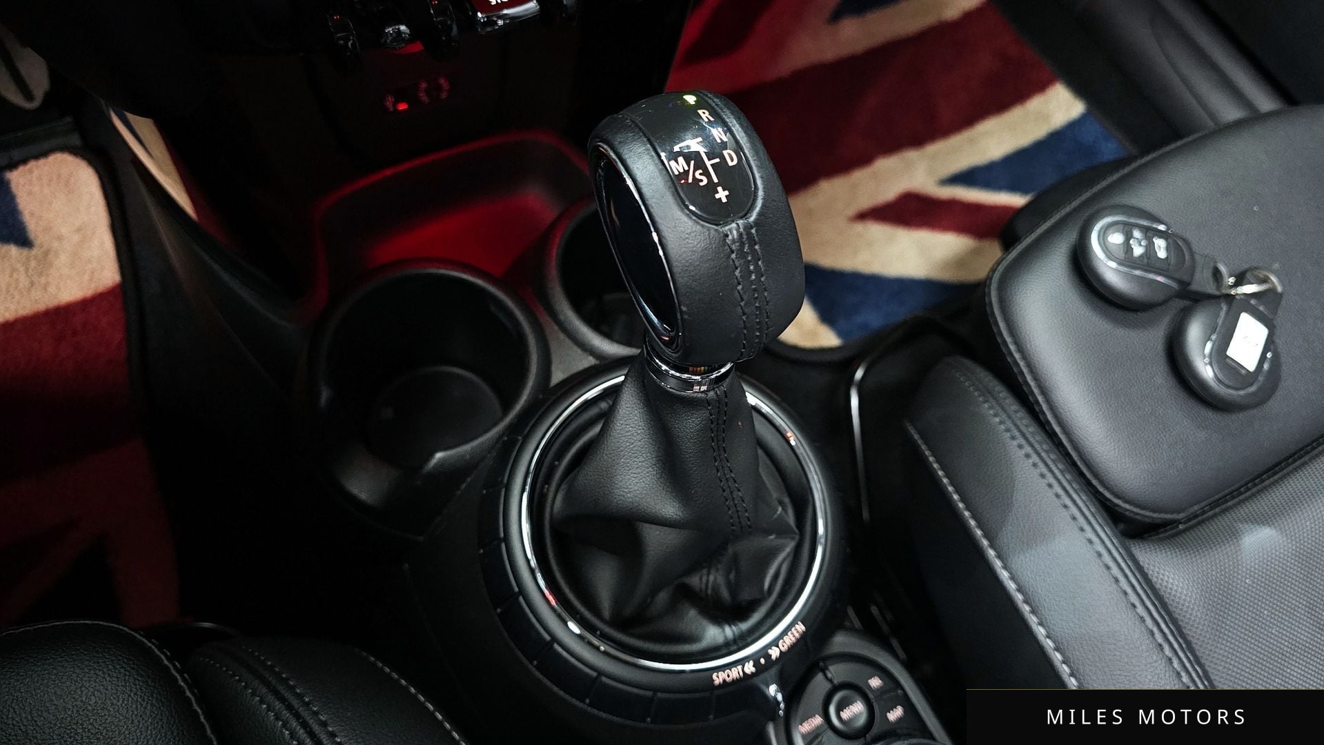 MINI Cooper 2017 — миниатюра 12
