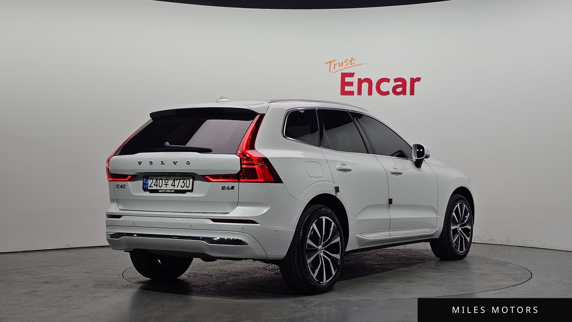 Volvo XC60 2023 — миниатюра 2