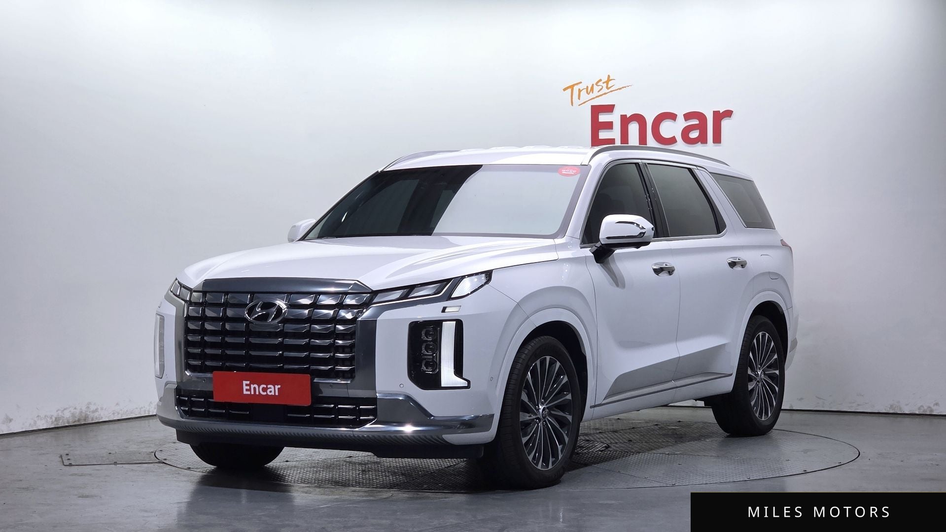 Hyundai Palisade 2023 — фото 1 из 12