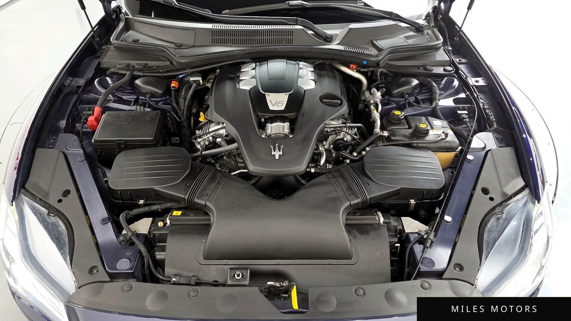 Maserati 콰트로포르테 2020 — миниатюра 6