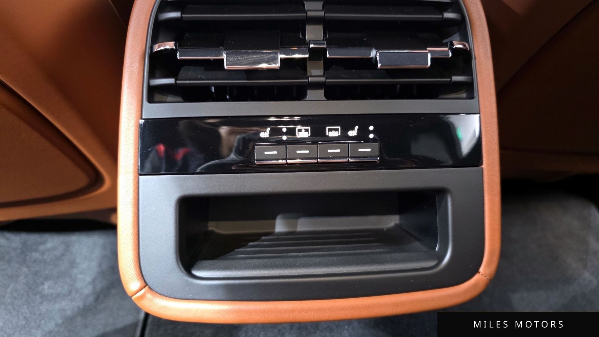 Maserati 콰트로포르테 2020 — миниатюра 30