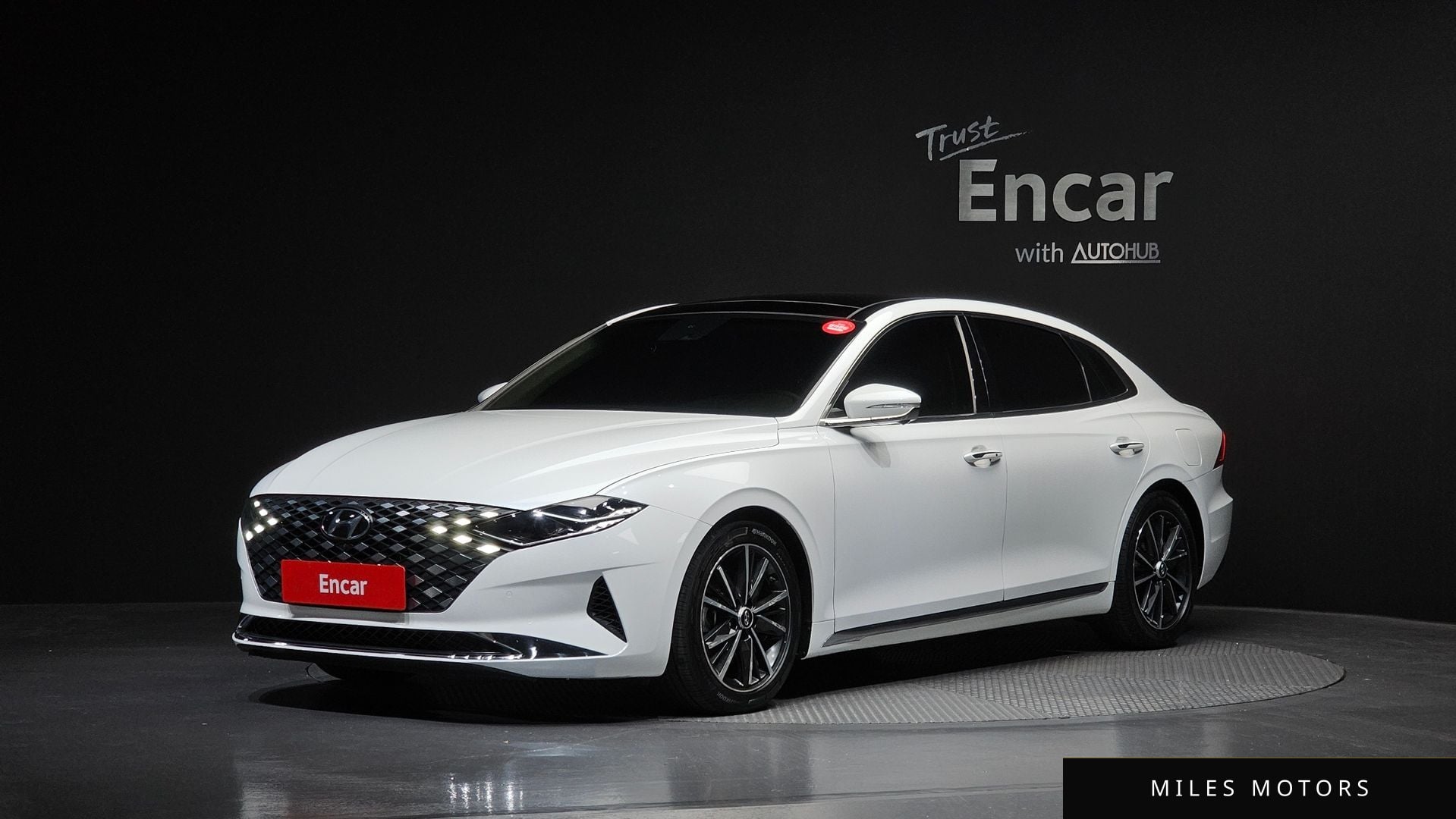 Hyundai Grandeur 2020 — фото 1 из 12