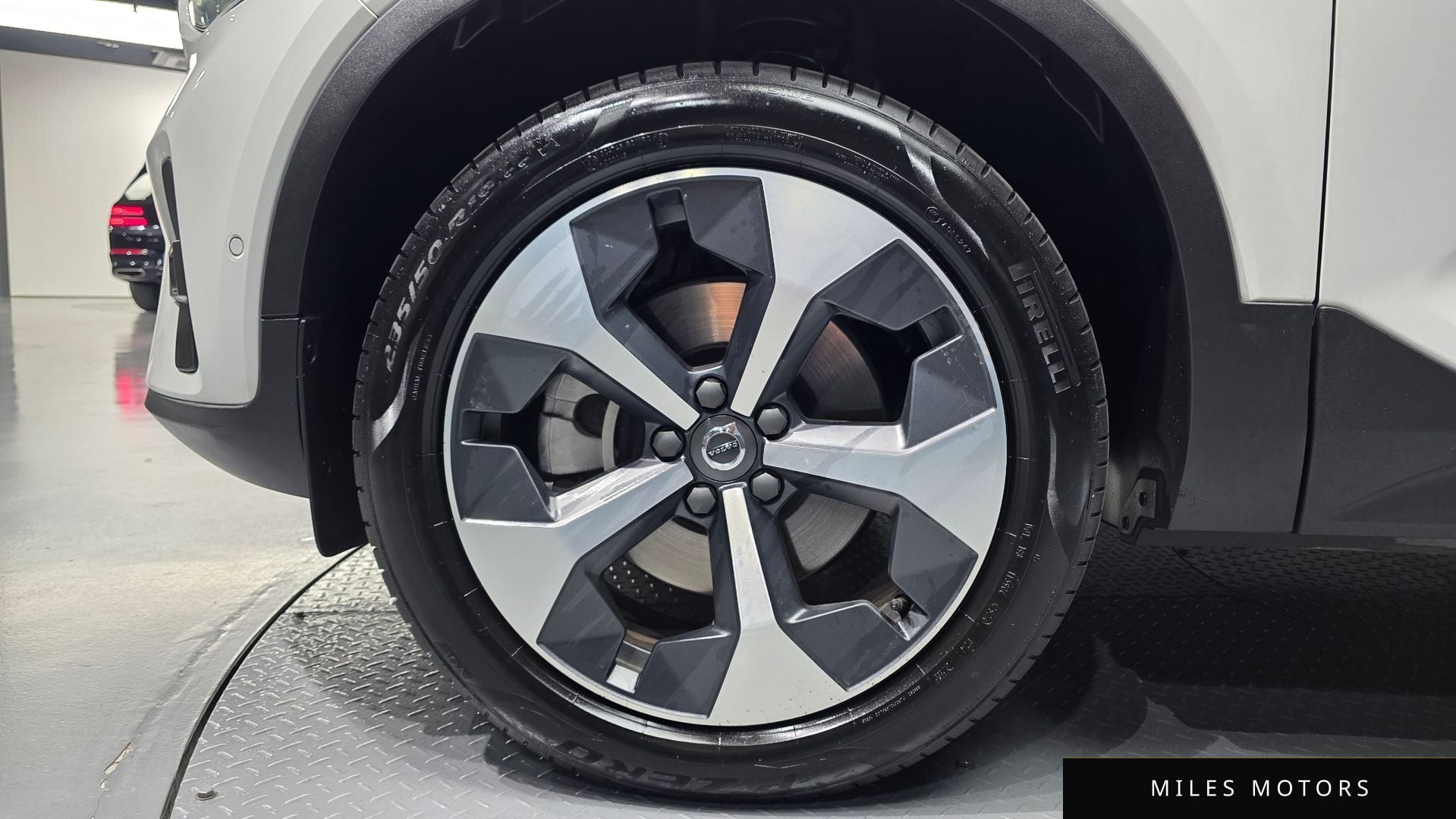 Volvo XC40 2025 — миниатюра 5