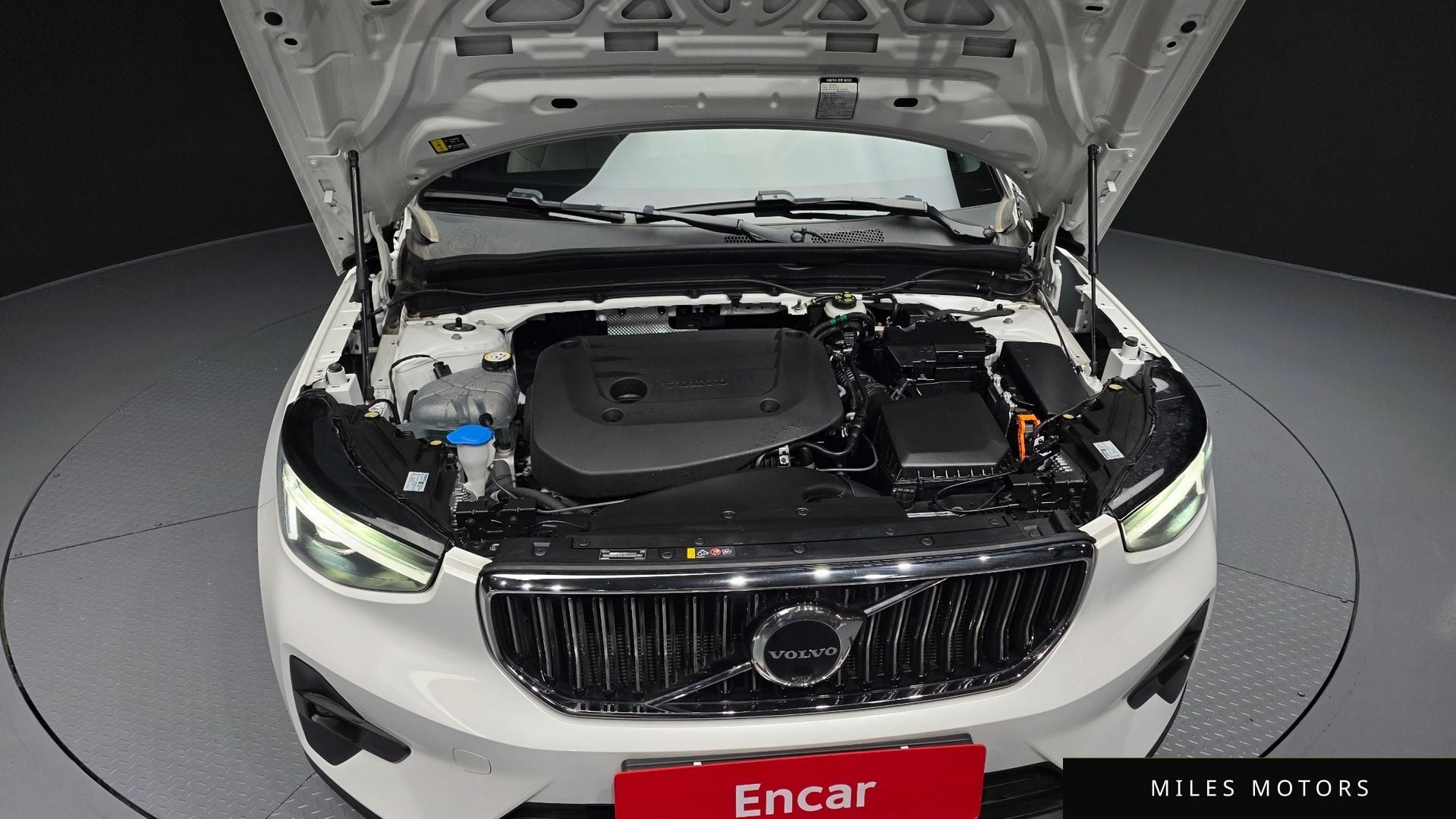 Volvo XC40 2025 — миниатюра 6