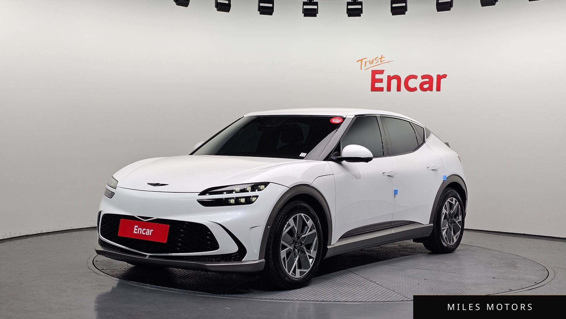 Genesis GV60 2022 — фото 1 из 12