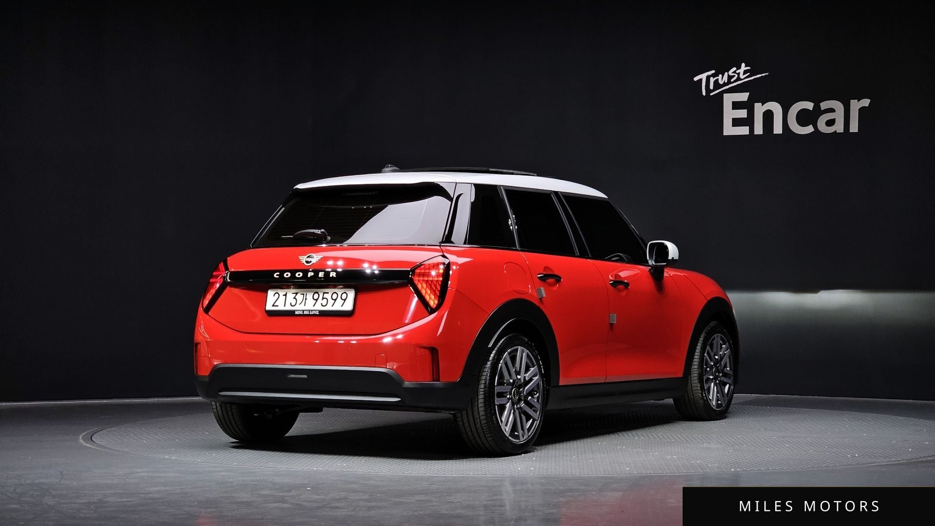 MINI 쿠퍼 C 2025 — миниатюра 2