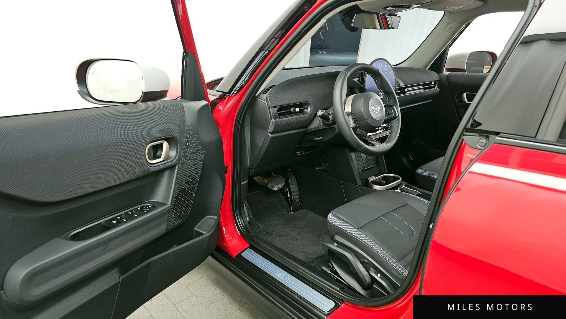 MINI 쿠퍼 C 2025 — миниатюра 13