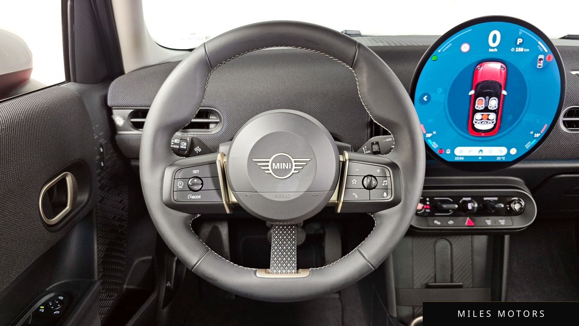 MINI 쿠퍼 C 2025 — миниатюра 19