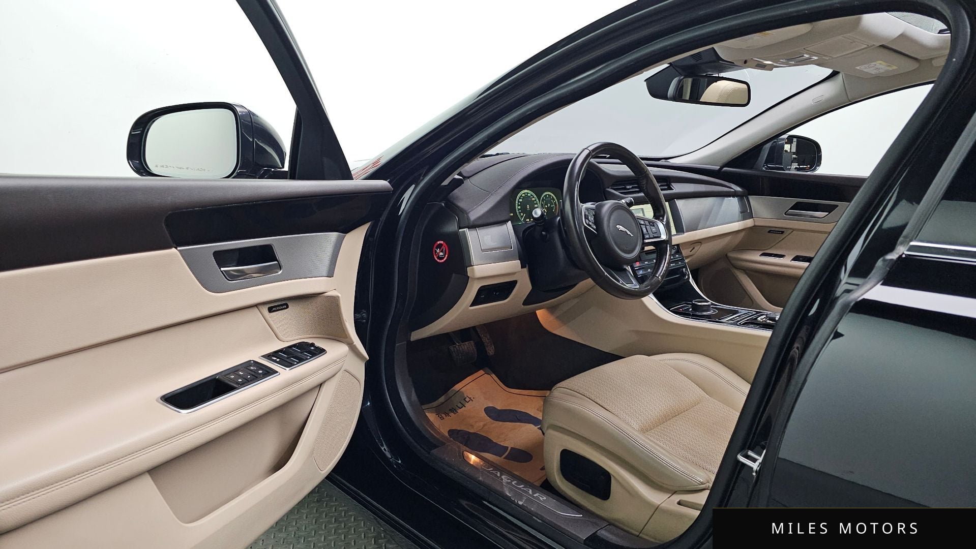 Jaguar XF (X260) 2018 — миниатюра 10