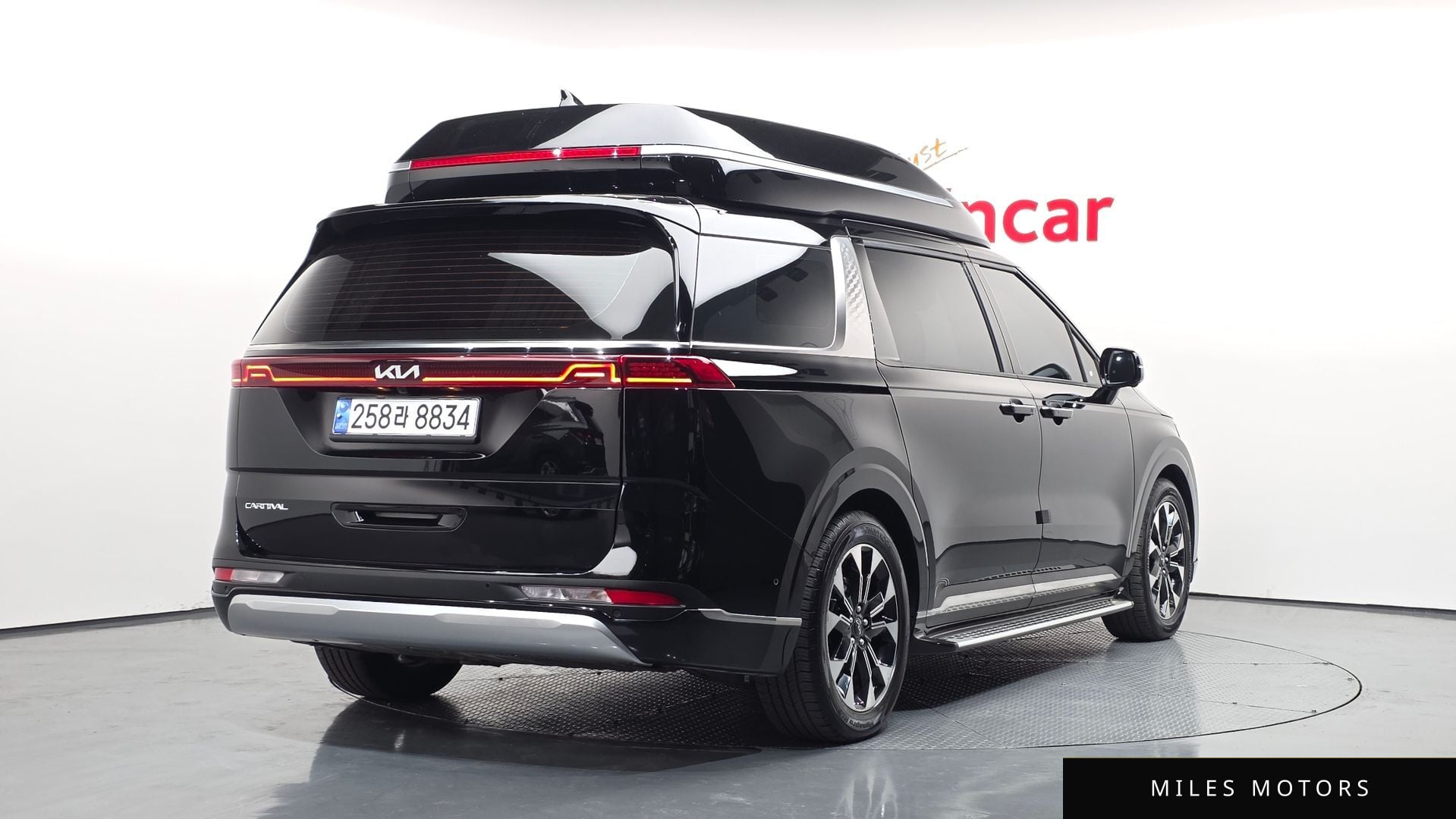 Kia Carnival 2023 — миниатюра 2