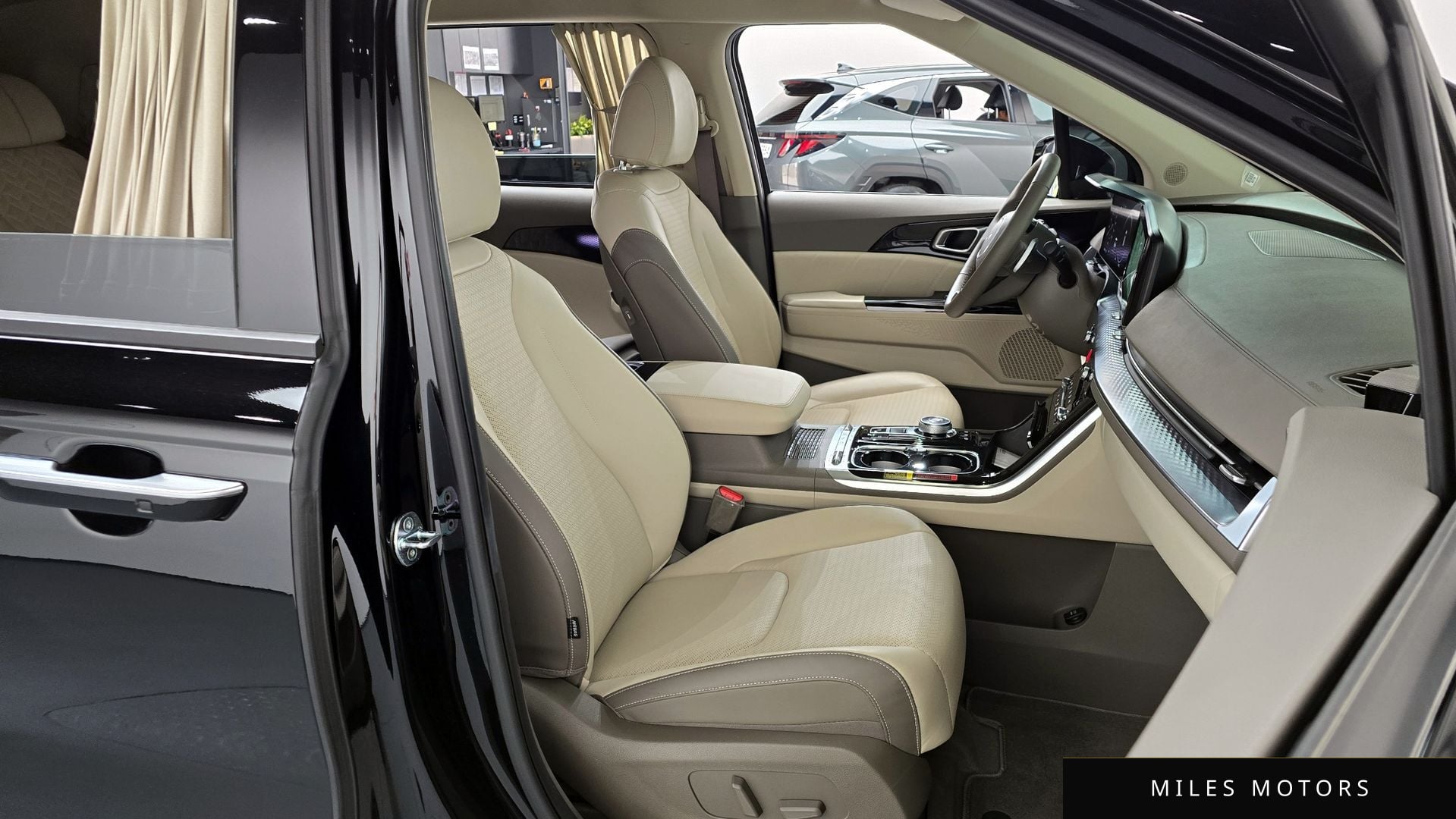 Kia Carnival 2023 — миниатюра 16