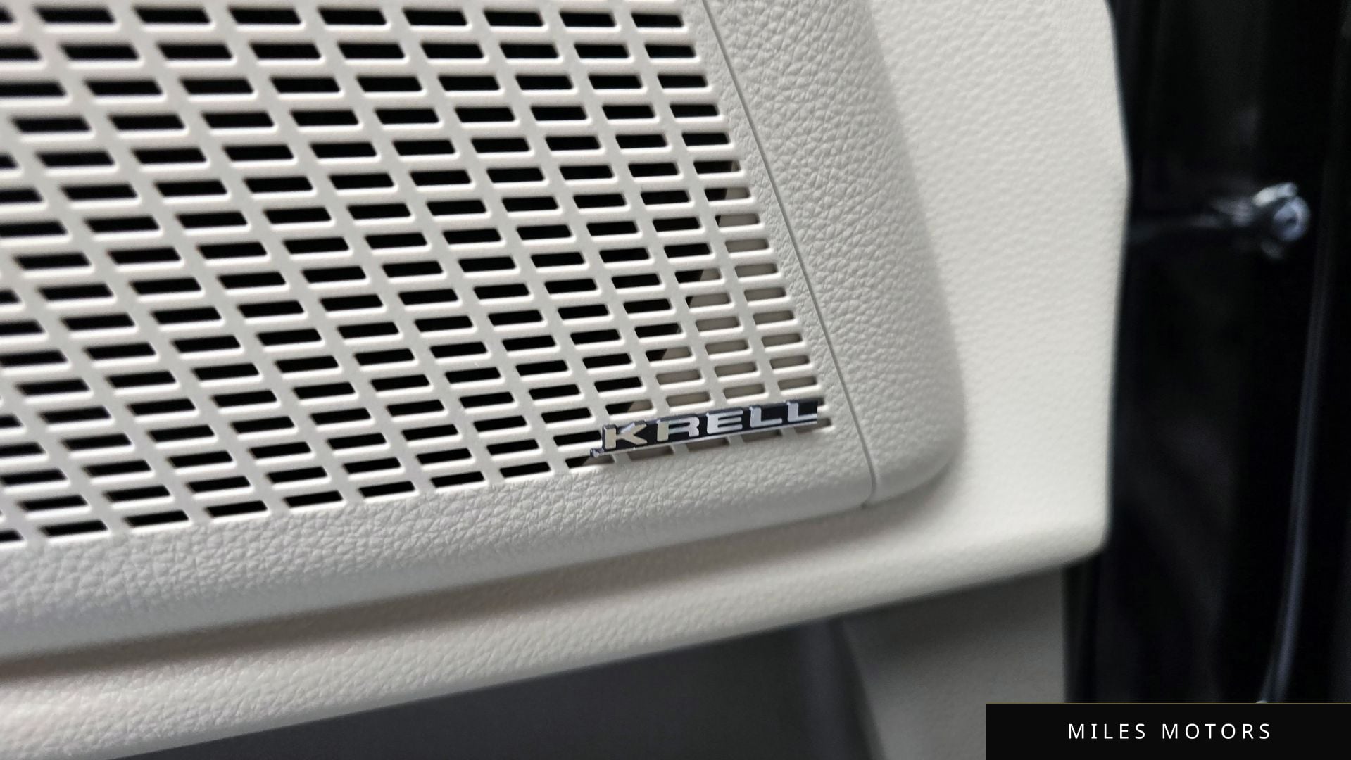 Kia Carnival 2023 — миниатюра 30