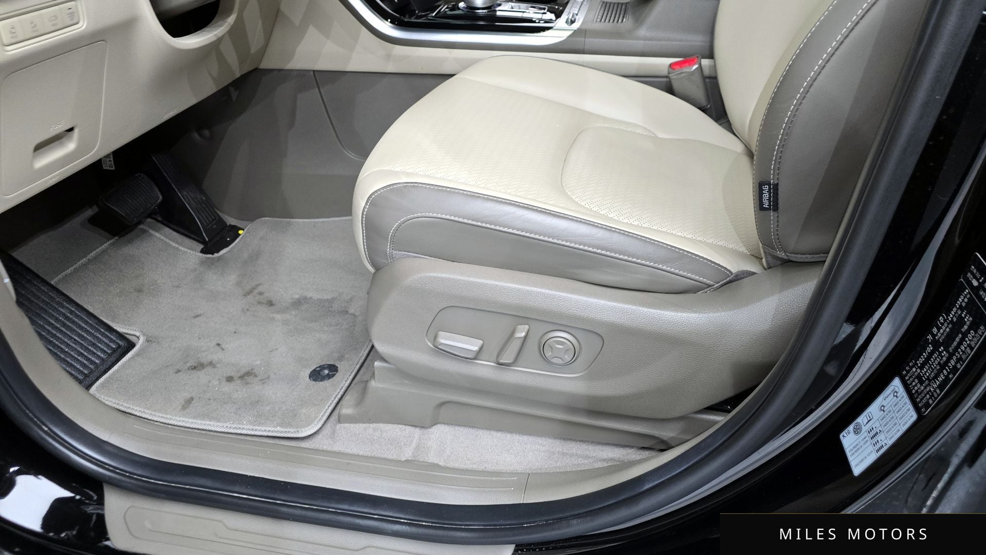 Kia Carnival 2023 — миниатюра 31
