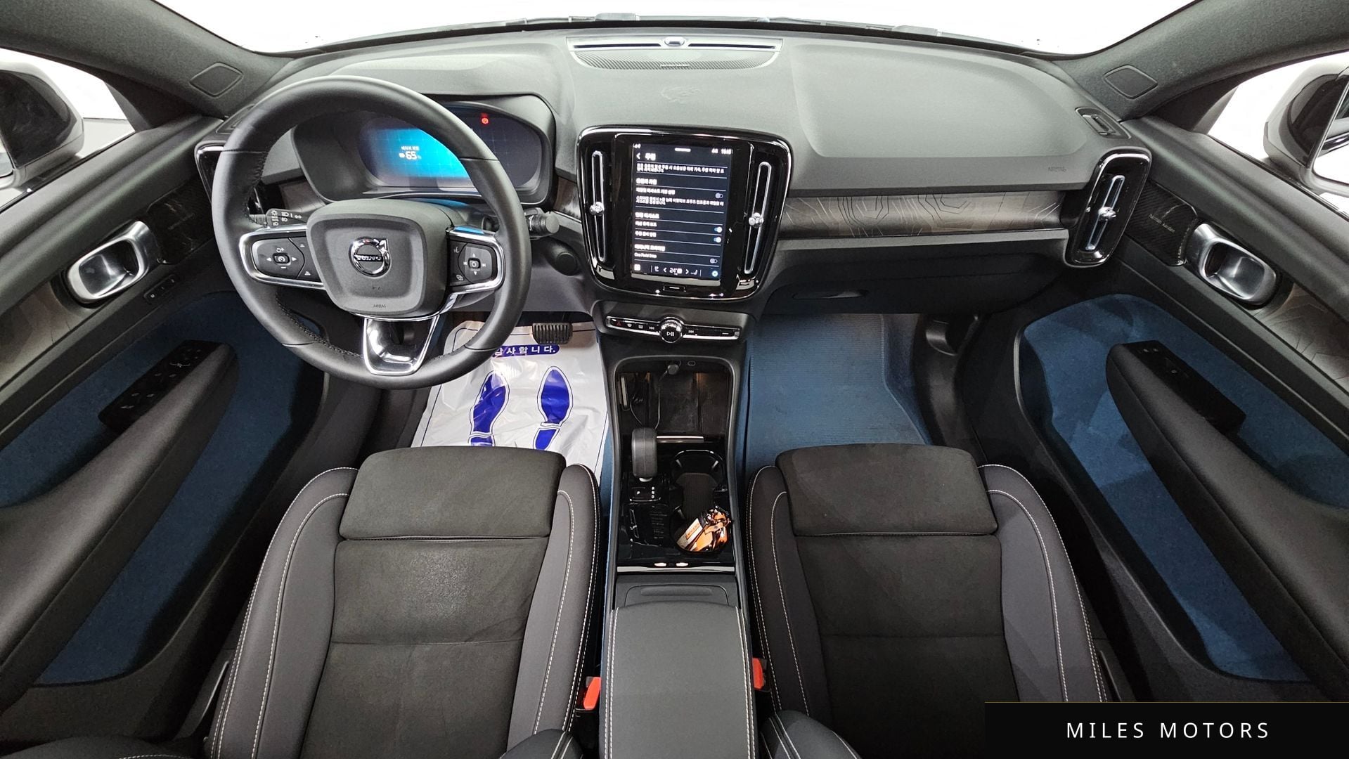 Volvo C40 2022 — миниатюра 10