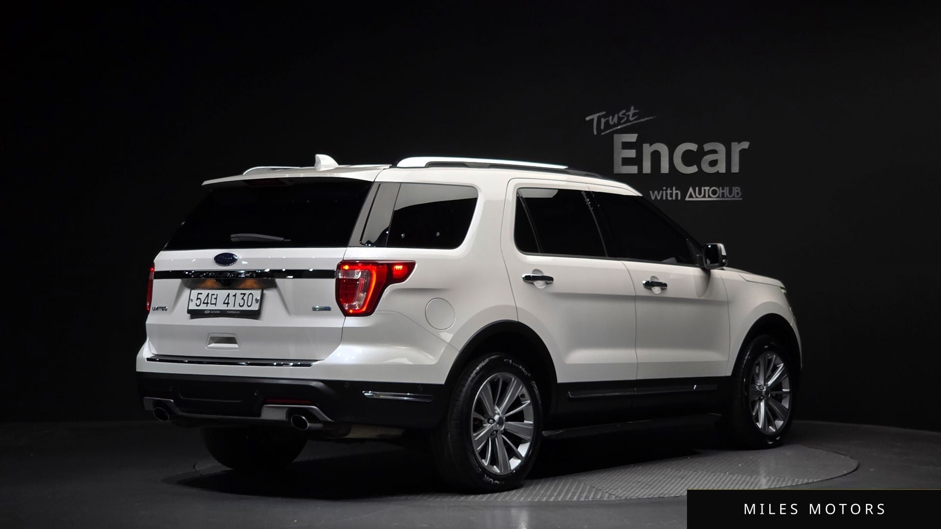 Ford Explorer 2018 — миниатюра 2