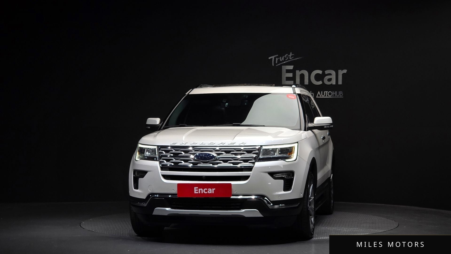 Ford Explorer 2018 — миниатюра 3