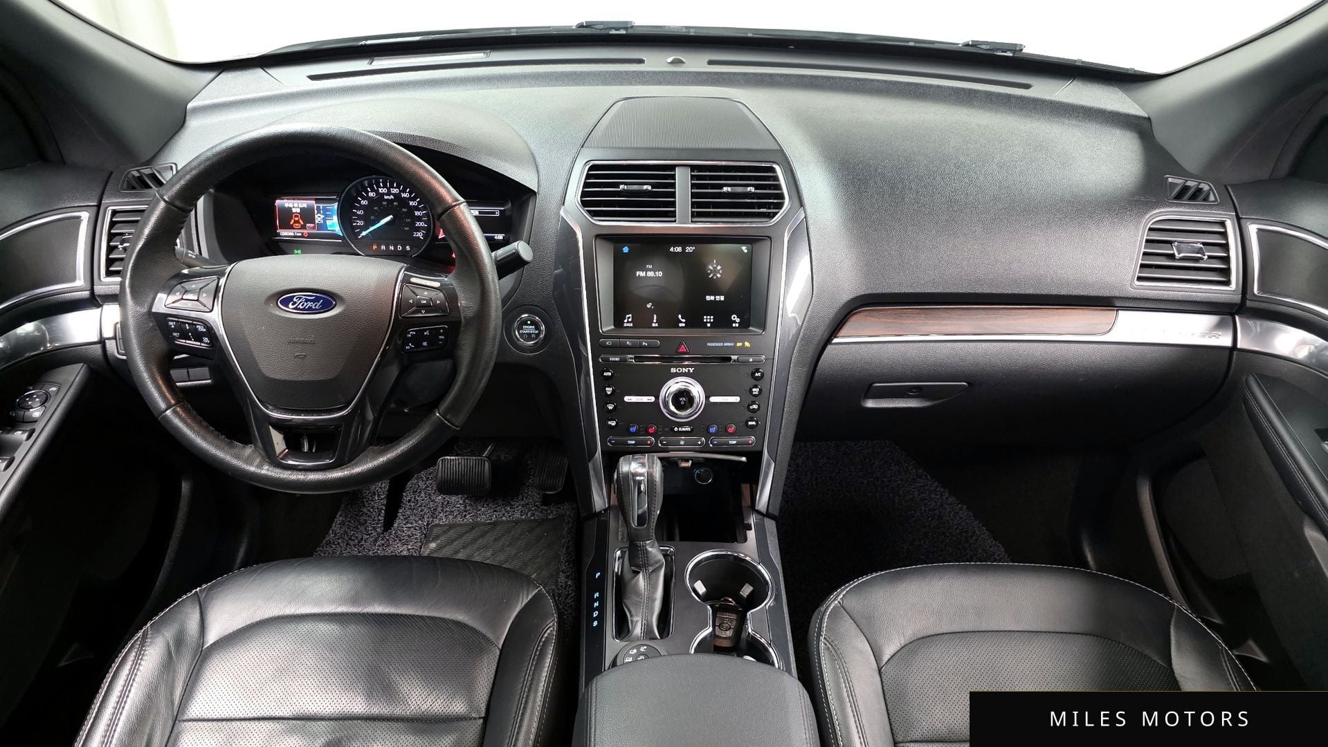 Ford Explorer 2018 — миниатюра 10