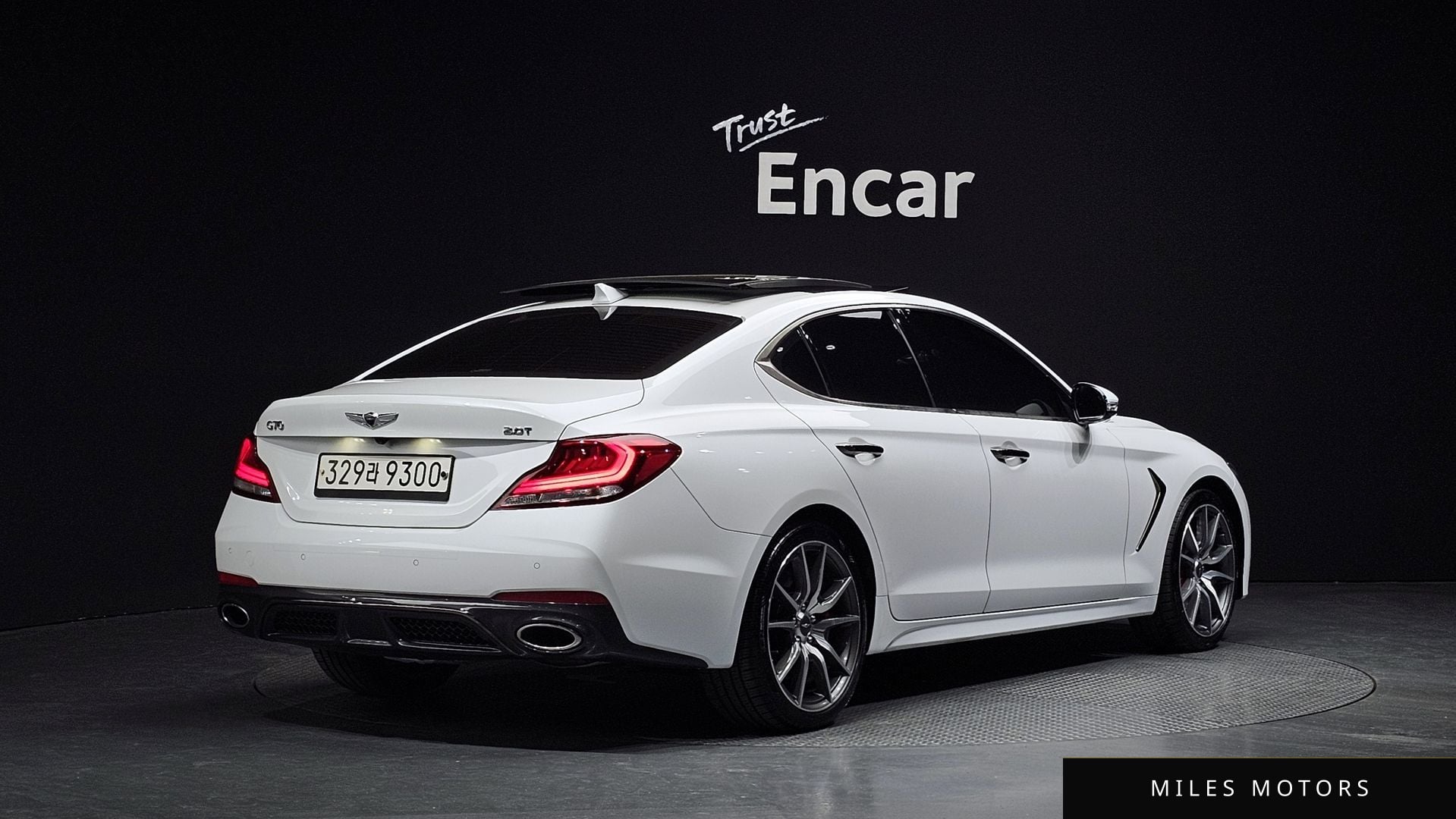 Genesis G70 2020 — фото 1 из 12