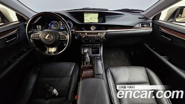 Лексус ES300h 2017 — миниатюра 7