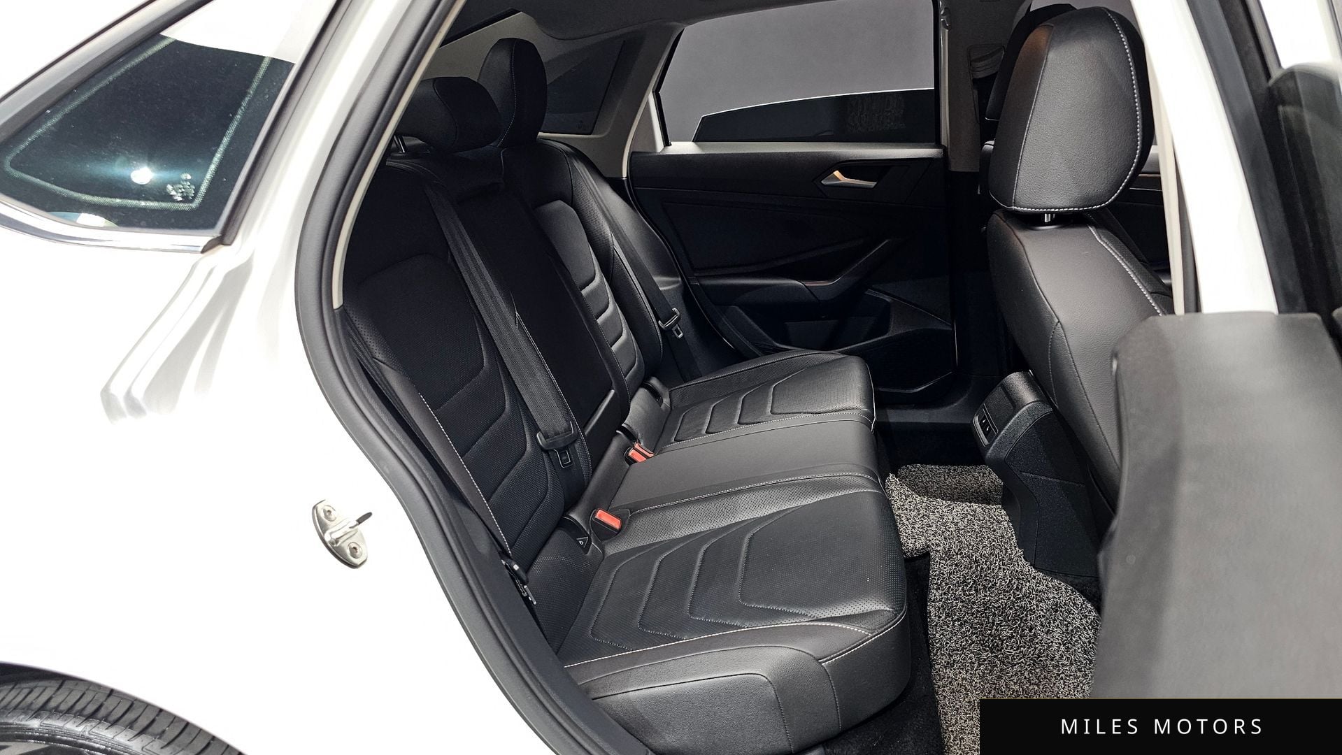 Volkswagen 제타 2021 — миниатюра 11