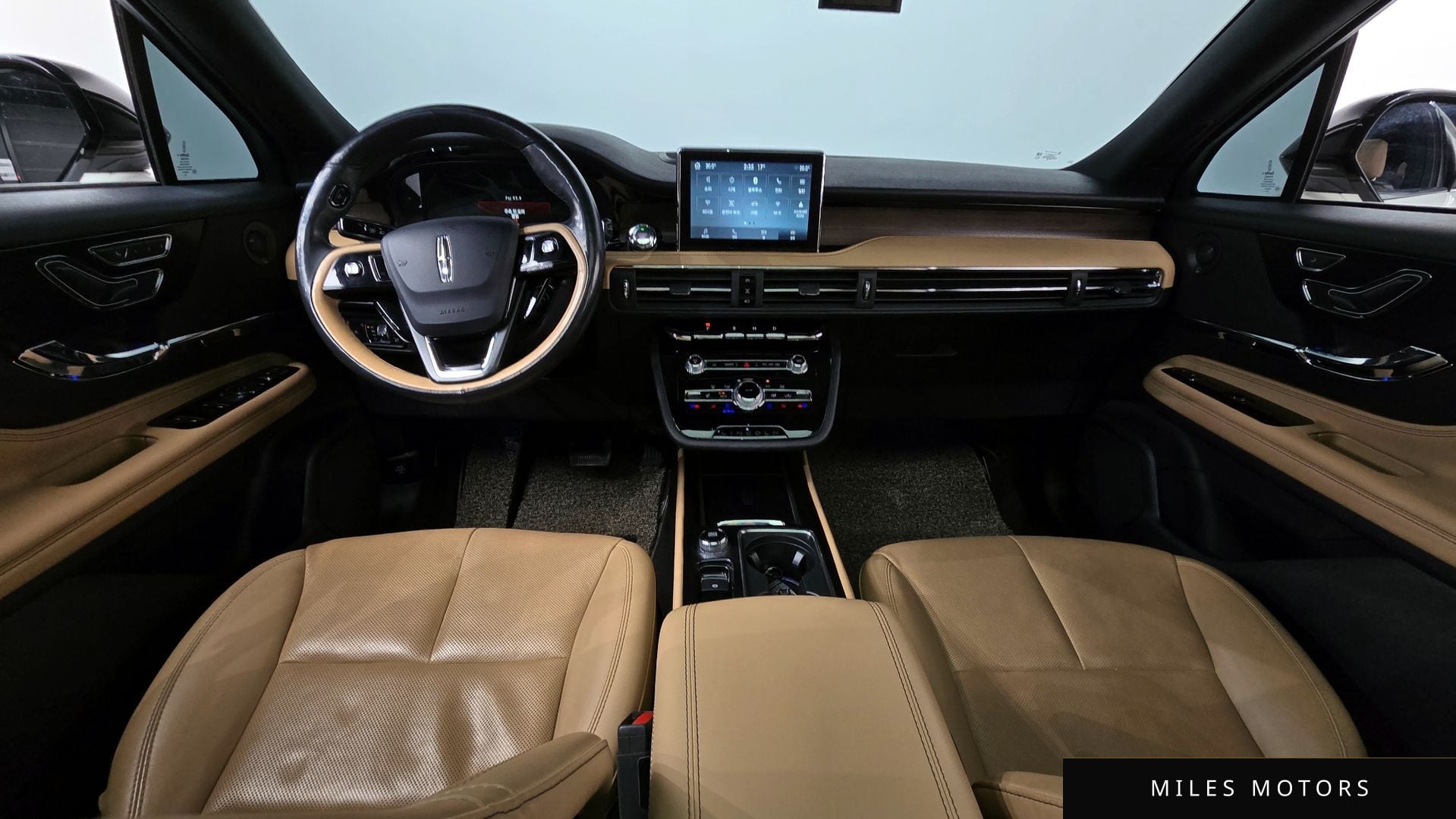 Lincoln 코세어 2021 — миниатюра 10