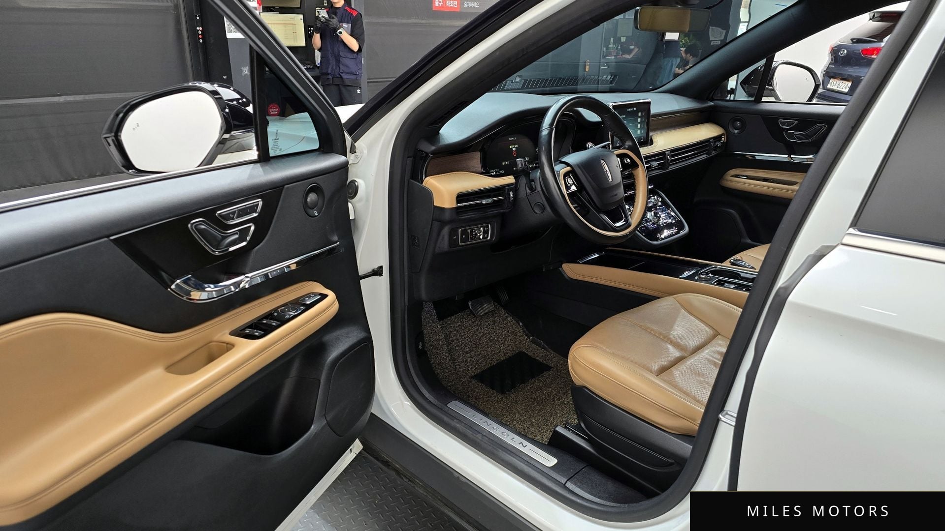 Lincoln 코세어 2021 — миниатюра 13