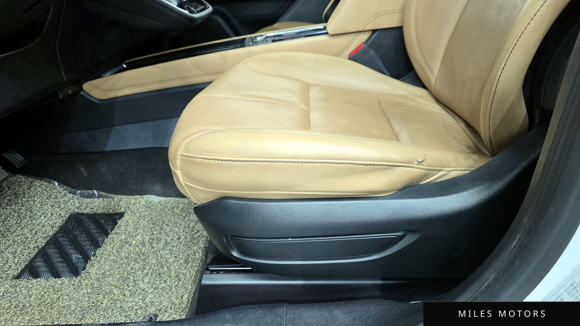 Lincoln 코세어 2021 — миниатюра 29