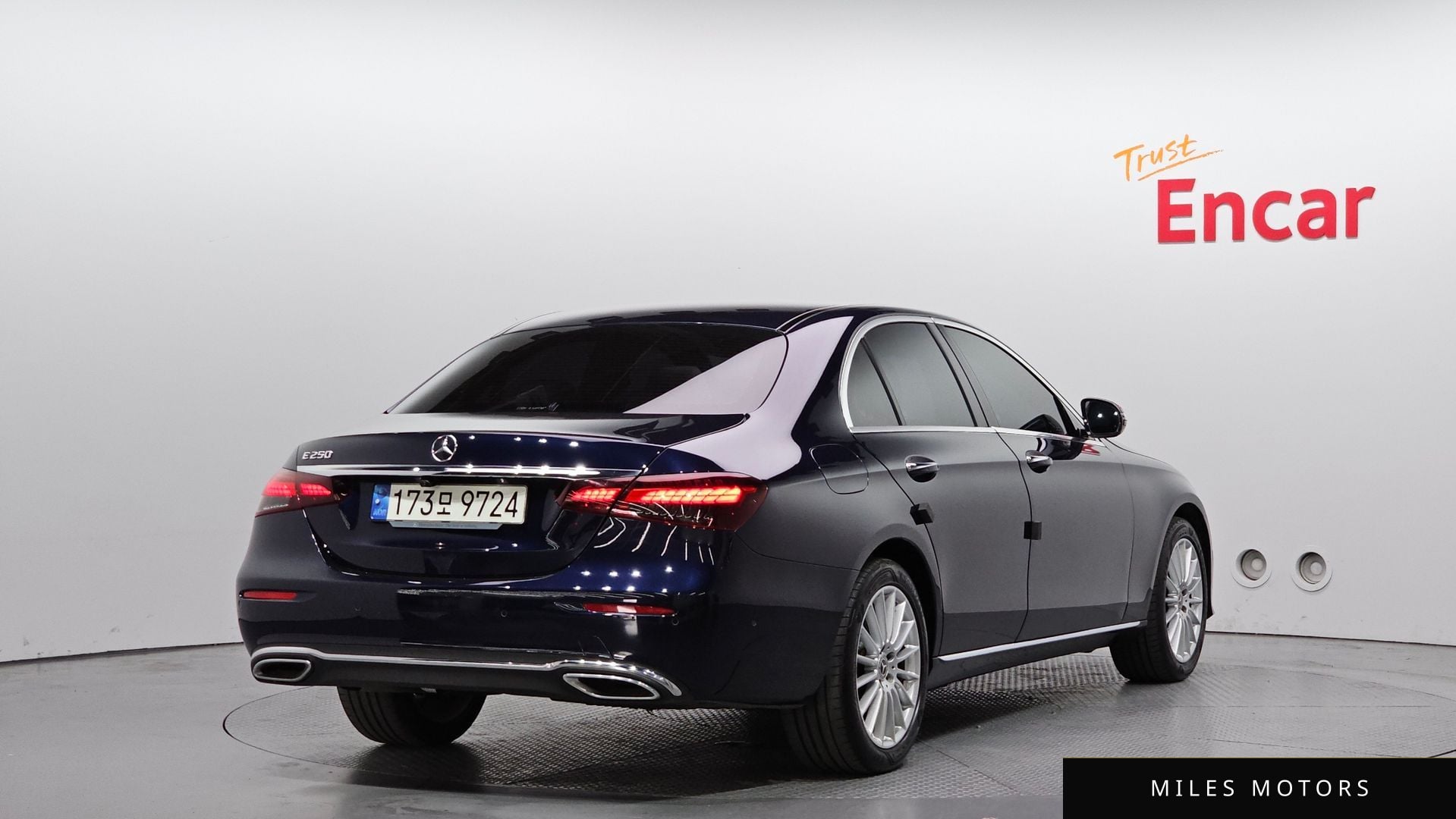 Mercedes-Benz E-Class W213 2021 — миниатюра 2