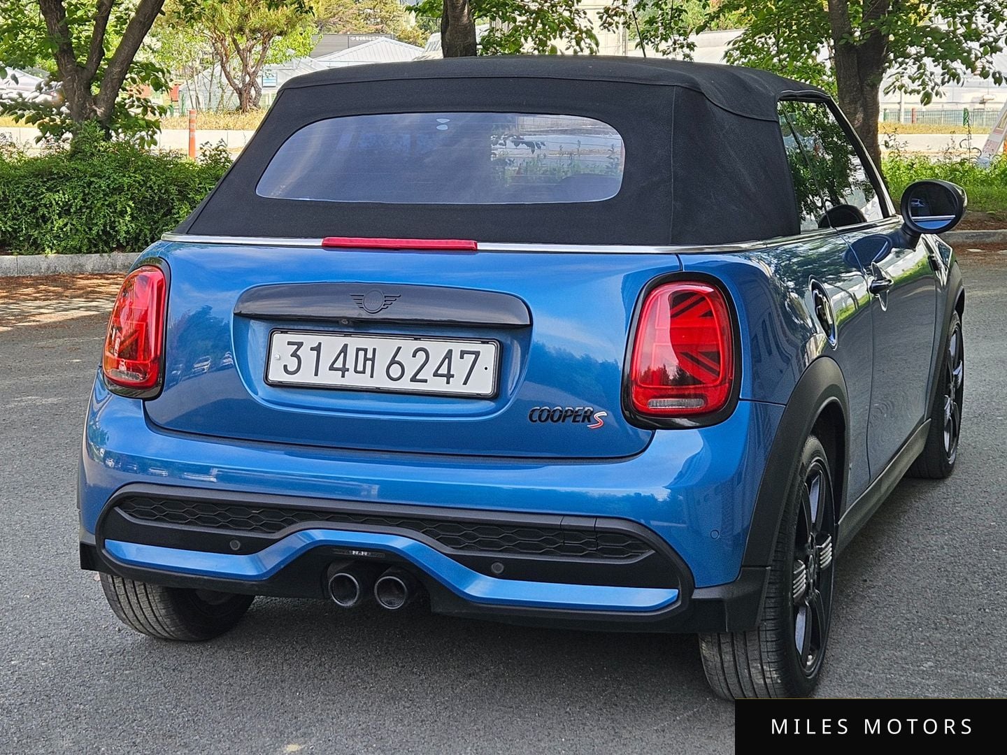 MINI Cooper Convertible 2023 — миниатюра 6