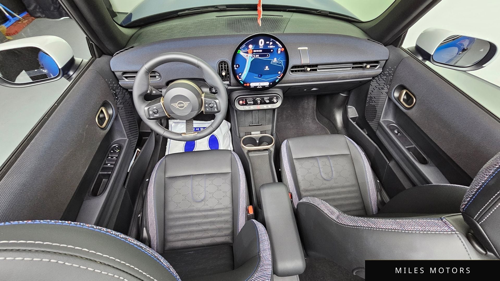 MINI Cooper Convertible 2025 — миниатюра 10
