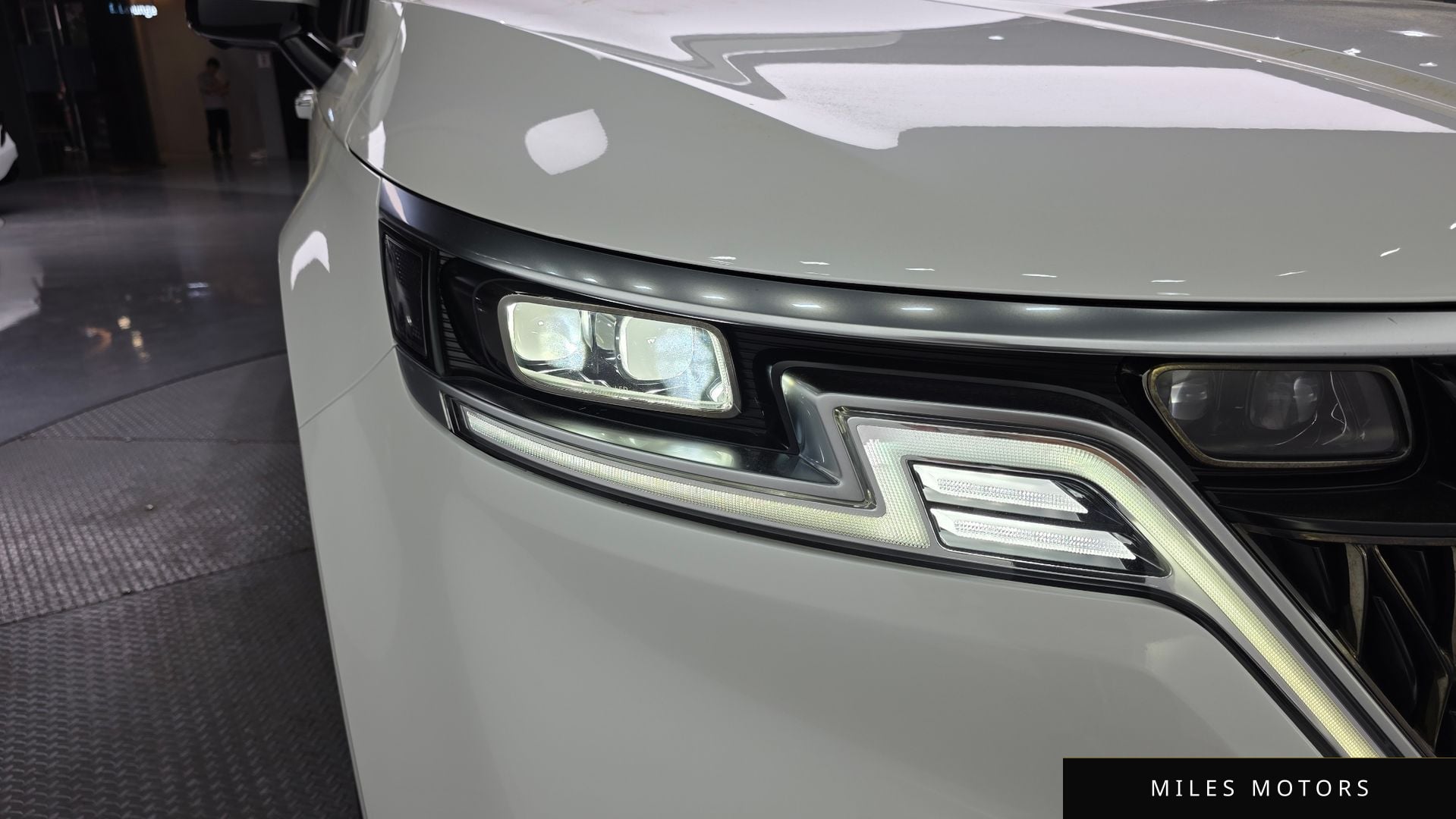 Kia Carnival 2021 — миниатюра 8