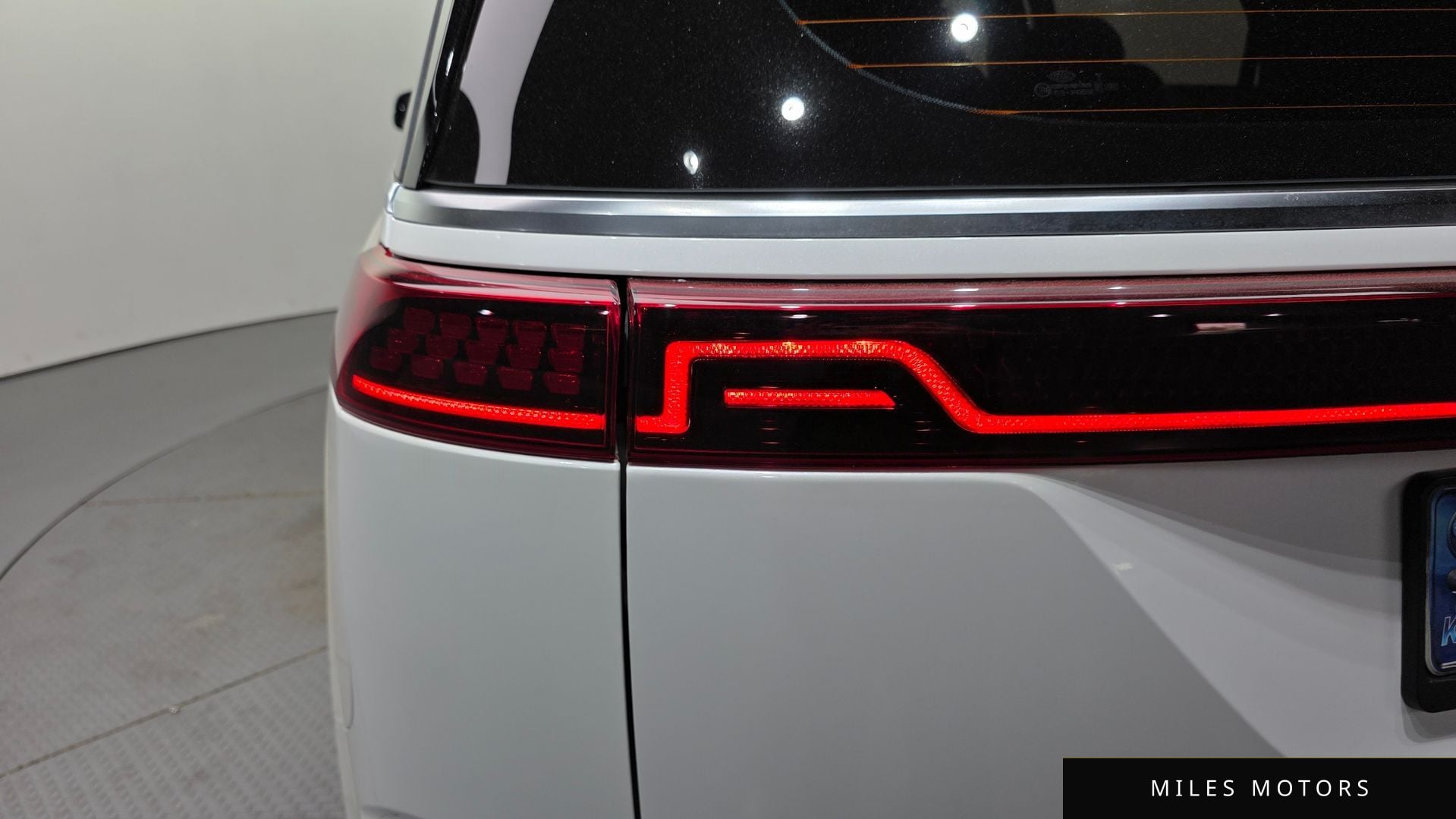 Kia Carnival 2021 — миниатюра 9