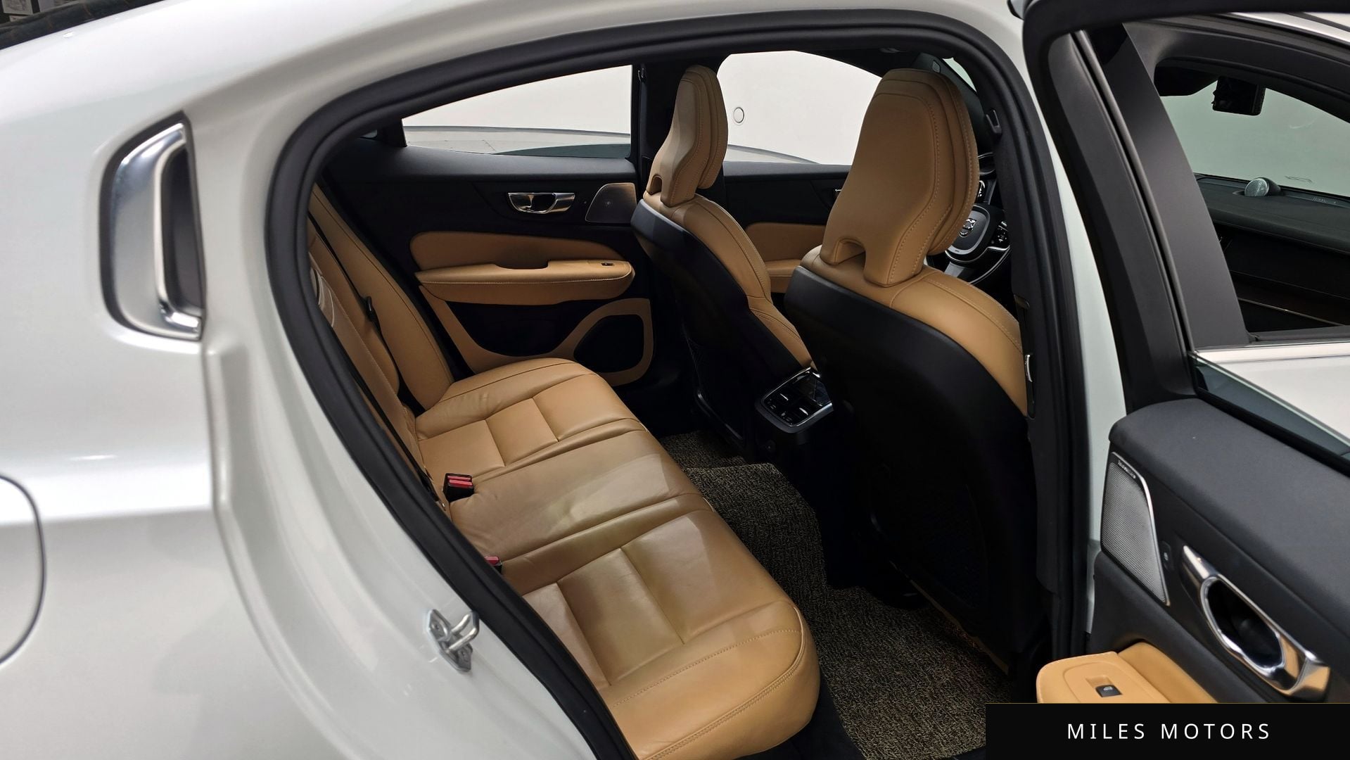 Volvo S60 2021 — миниатюра 11