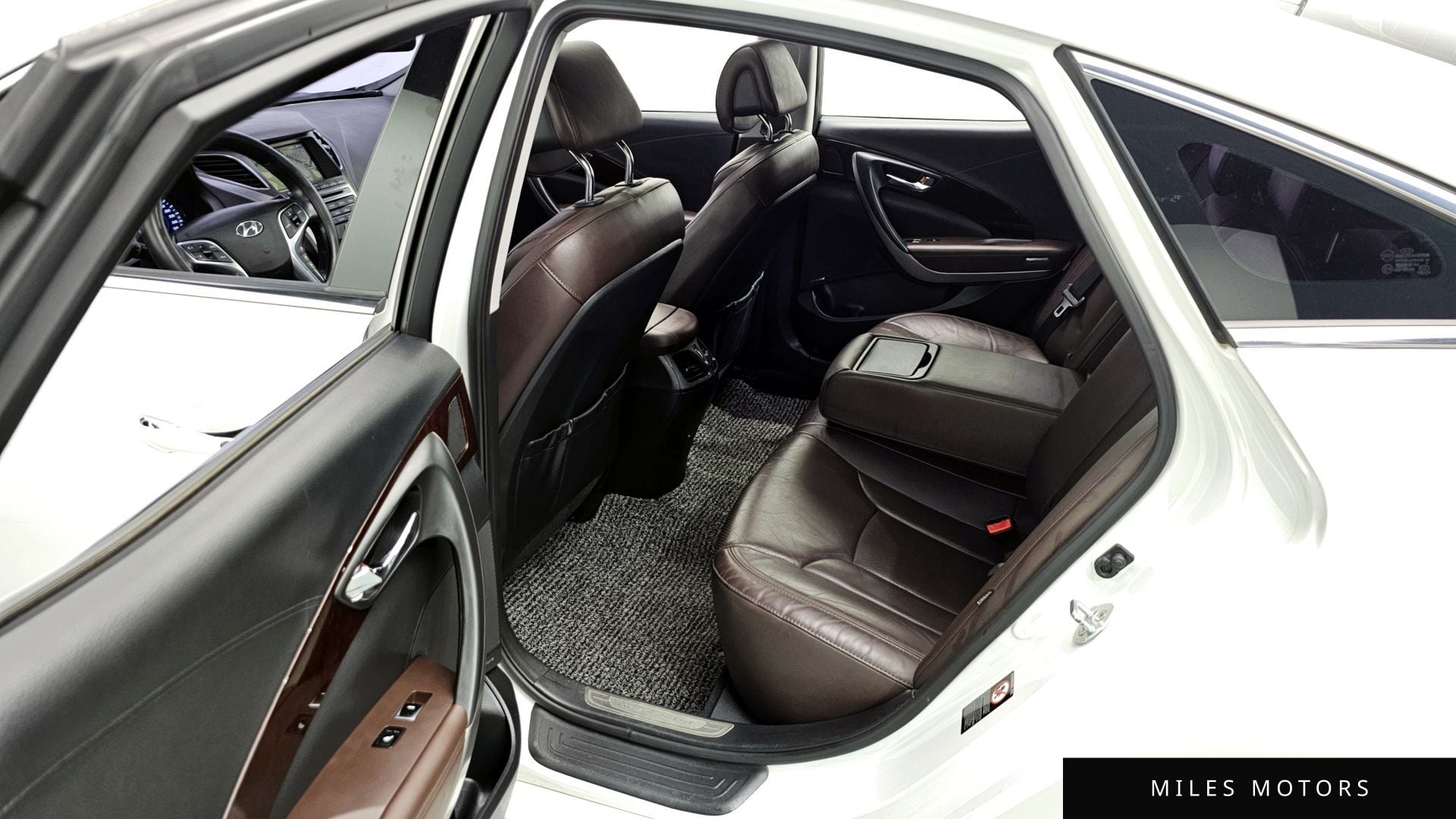 Hyundai Grandeur 2016 — миниатюра 11