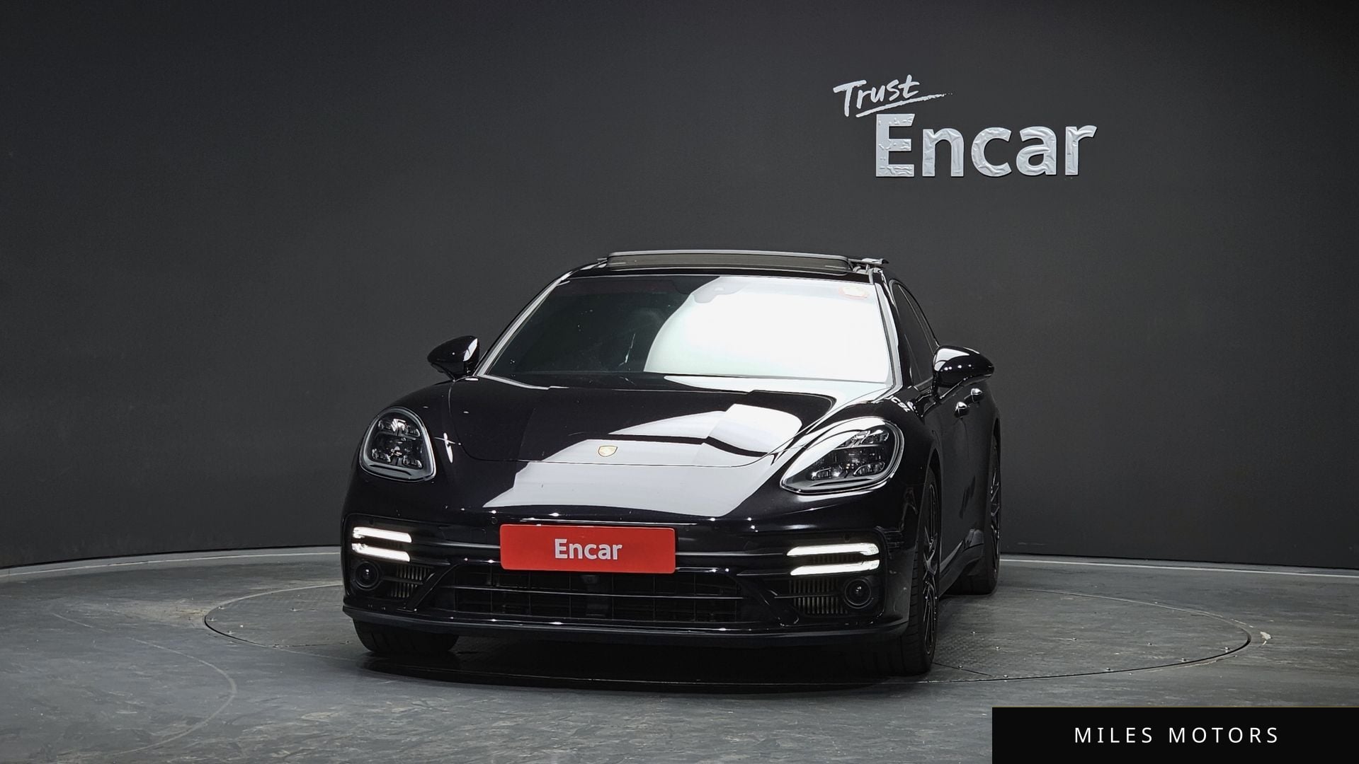 Porsche Panamera 2022 — миниатюра 3