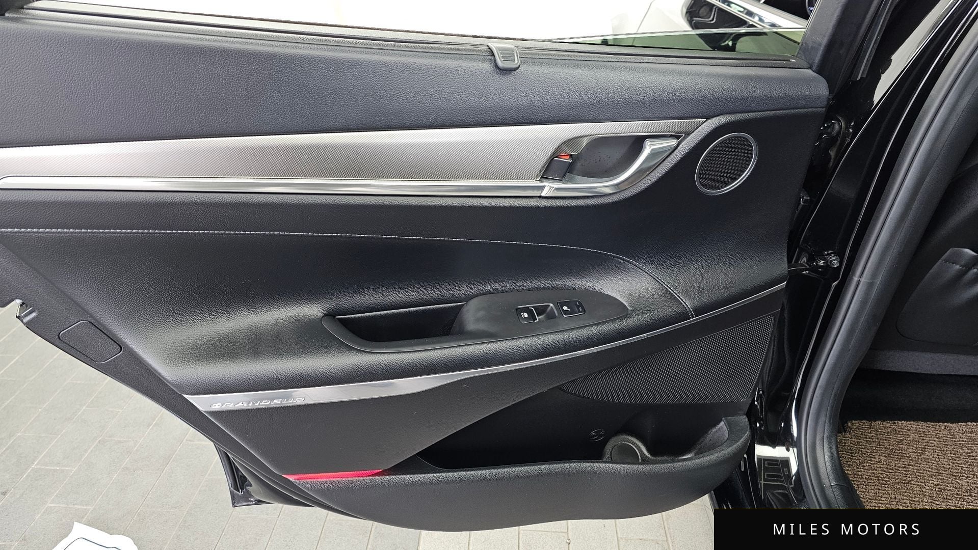 Hyundai Grandeur 2022 — миниатюра 15