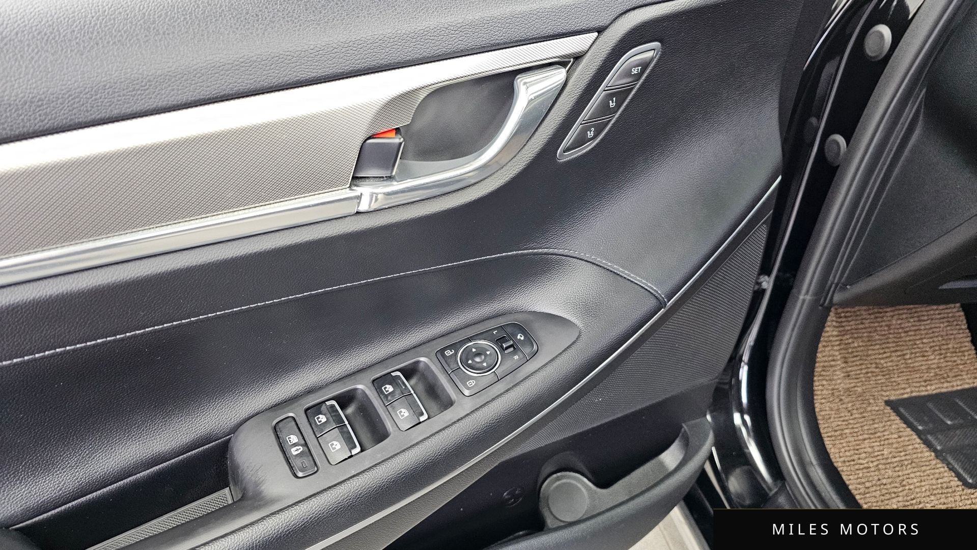Hyundai Grandeur 2022 — миниатюра 29