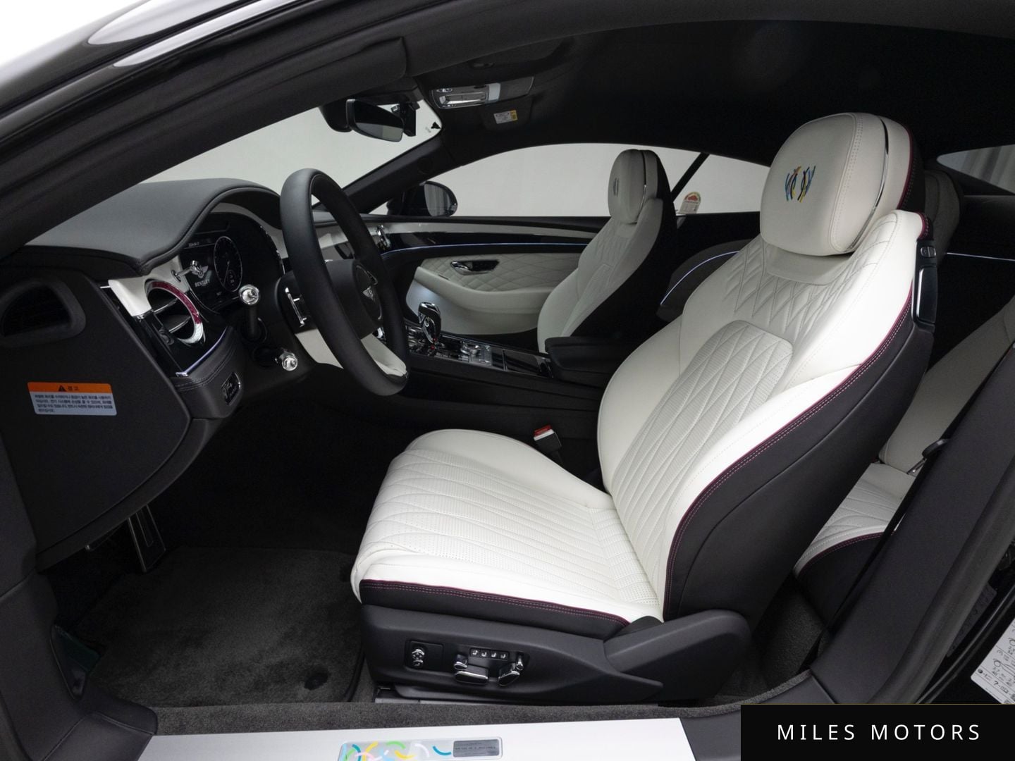 Bentley Continental GT 2024 — миниатюра 10